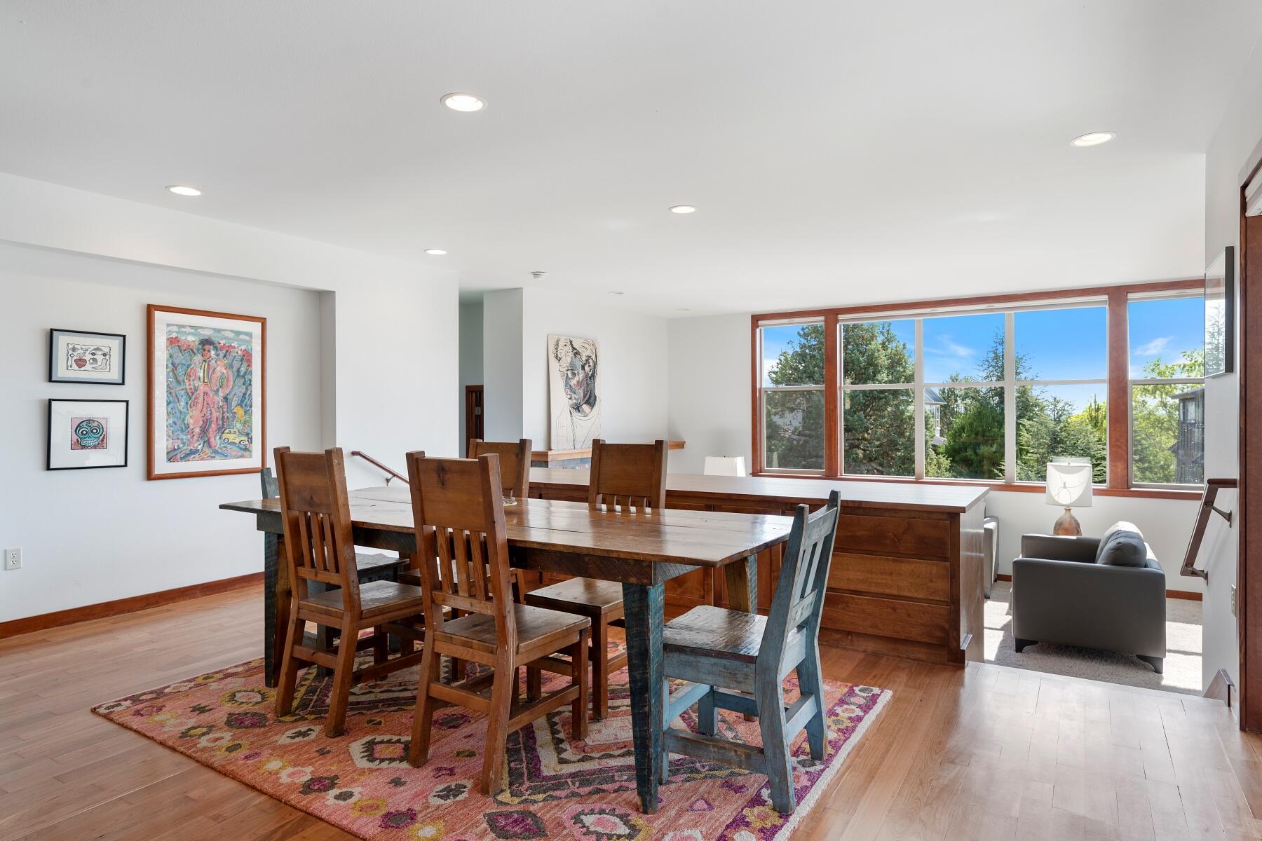 Eagle Crest - Residential