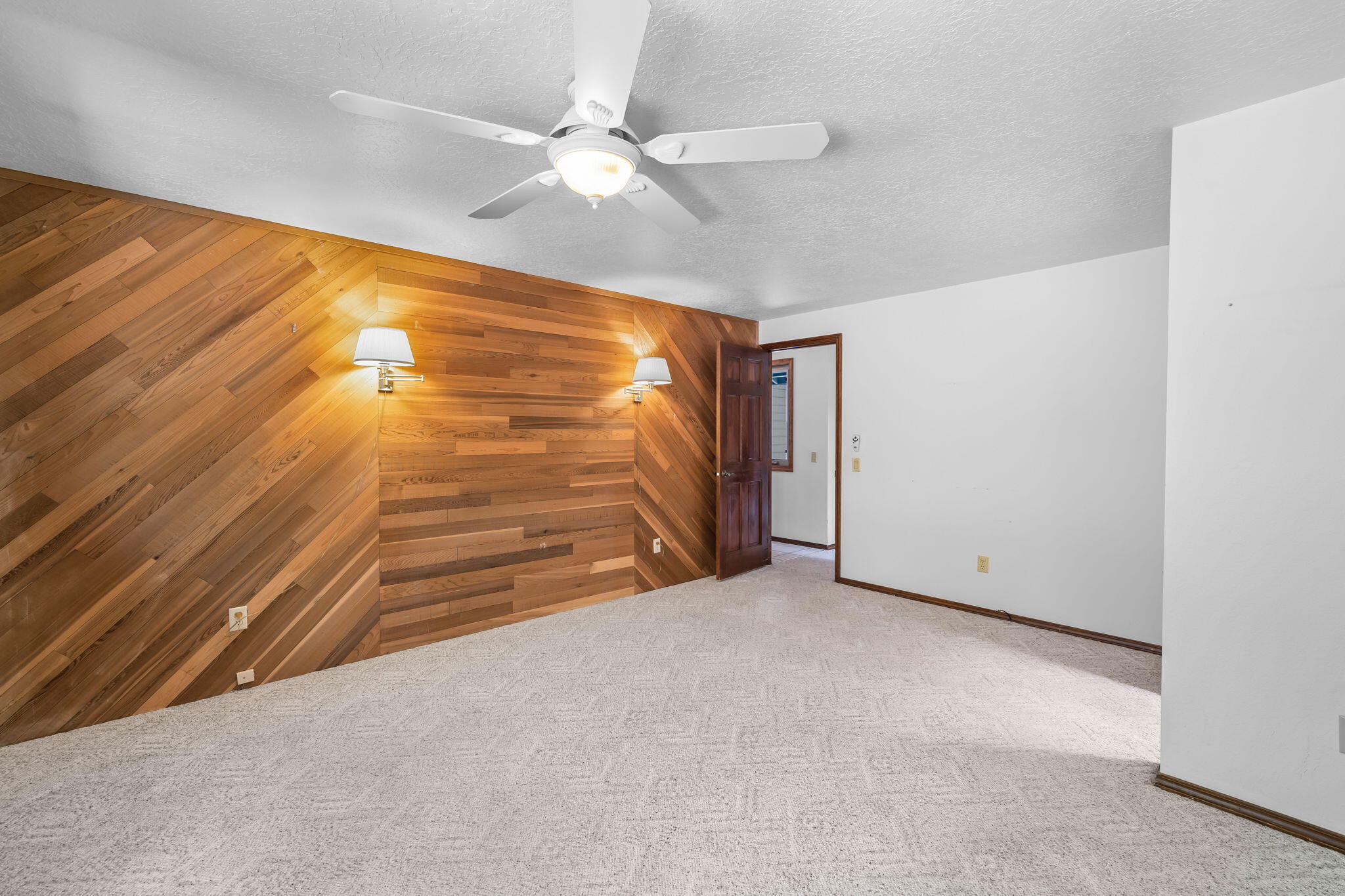 Woodside Ranch - Residential