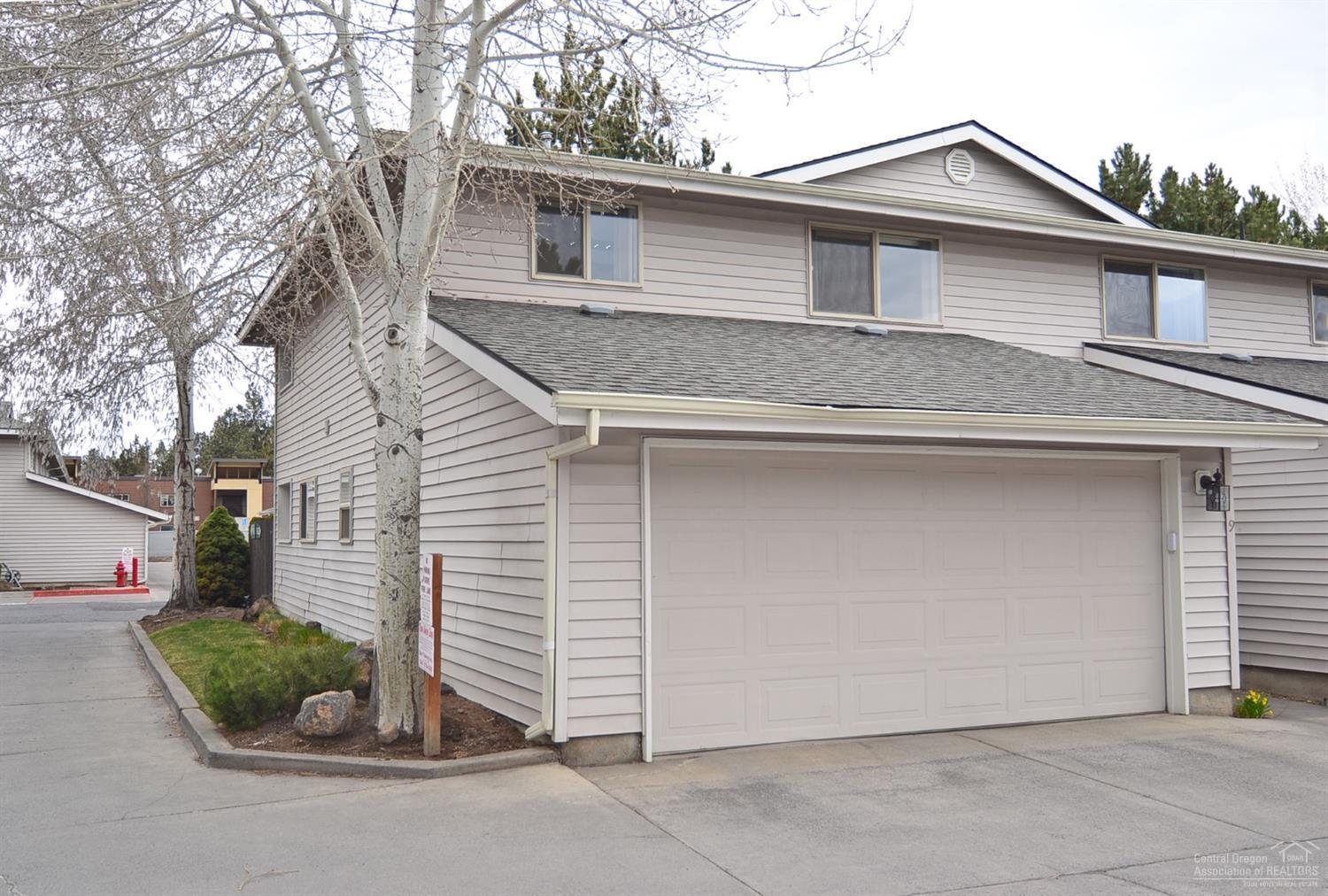 Awesome end-unit in the Aspen Glen Townhome community. 2 master suites each with private bath & spacious walk-in closets. Kitchen includes appliances, tile counters, and panty area. Sliding door open to covered deck and backyard area. Laundry upstairs and includes washer & dryer. Spacious 2 car garage with newer garage door opener & remote, and extra storage & shelving included. Indoor community pool & spa. Convenient to medical, schools, parks & shopping. Great investment!!