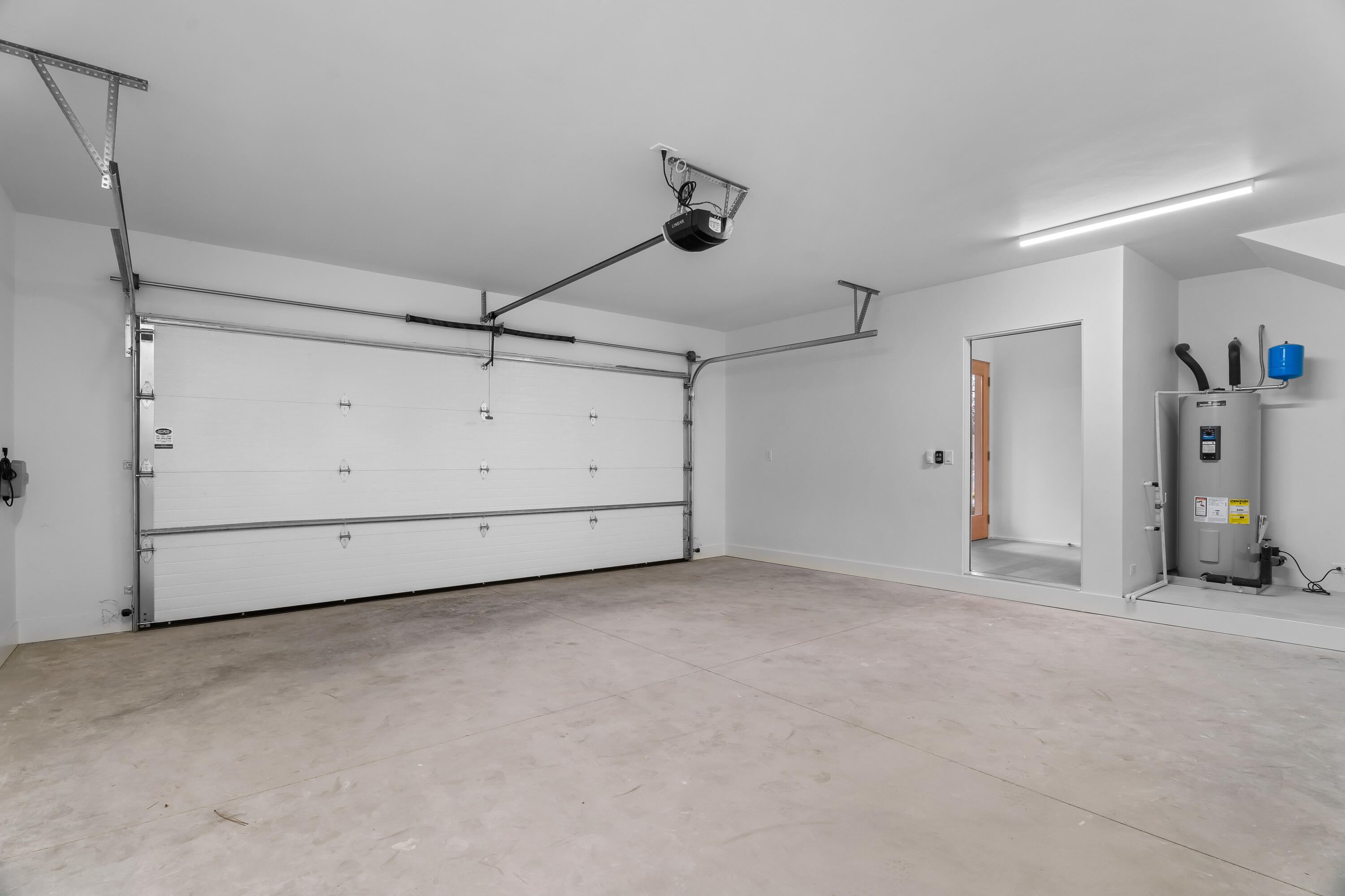 Sisters Woodlands - Residential