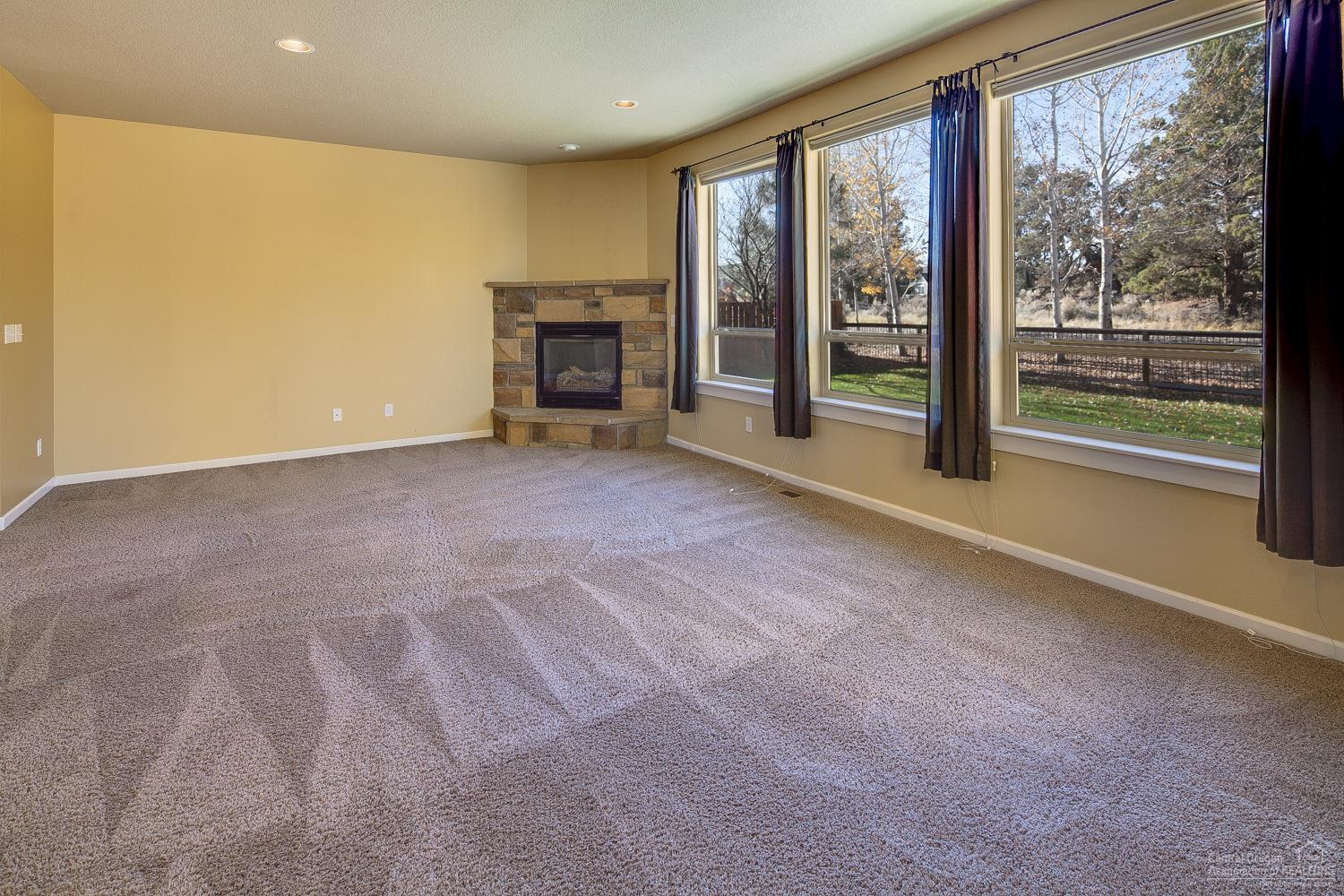Fieldstone Crossing - Residential