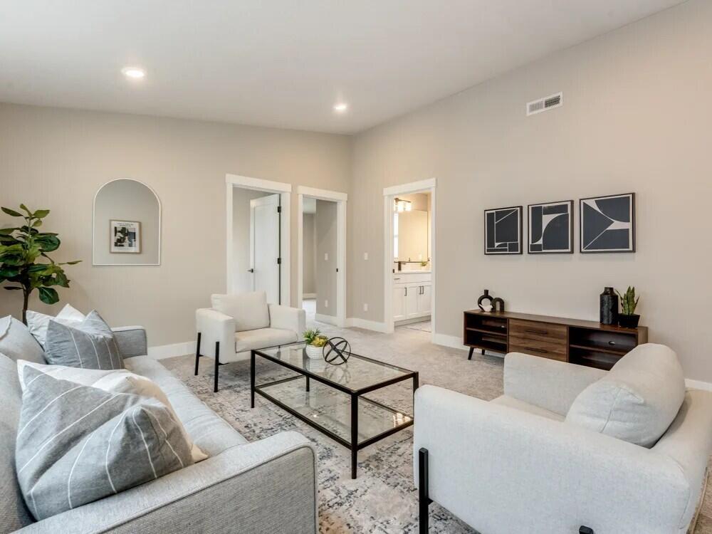 Easton - Residential