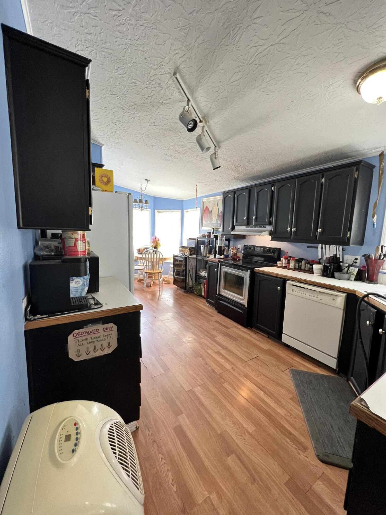 Romaine Village - Residential
