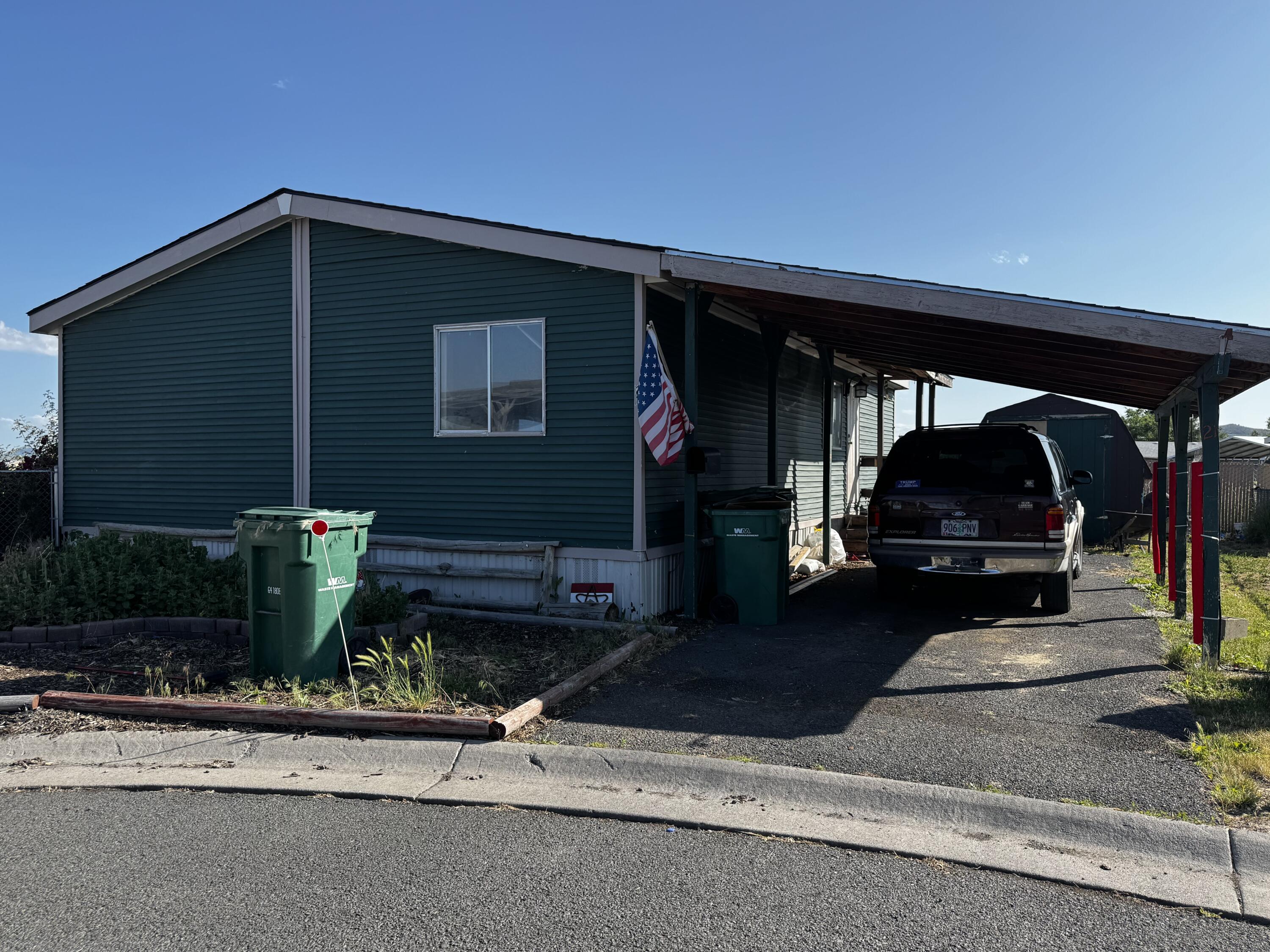 Tenant Occupied must give a 24-hour notice, being sold as-is