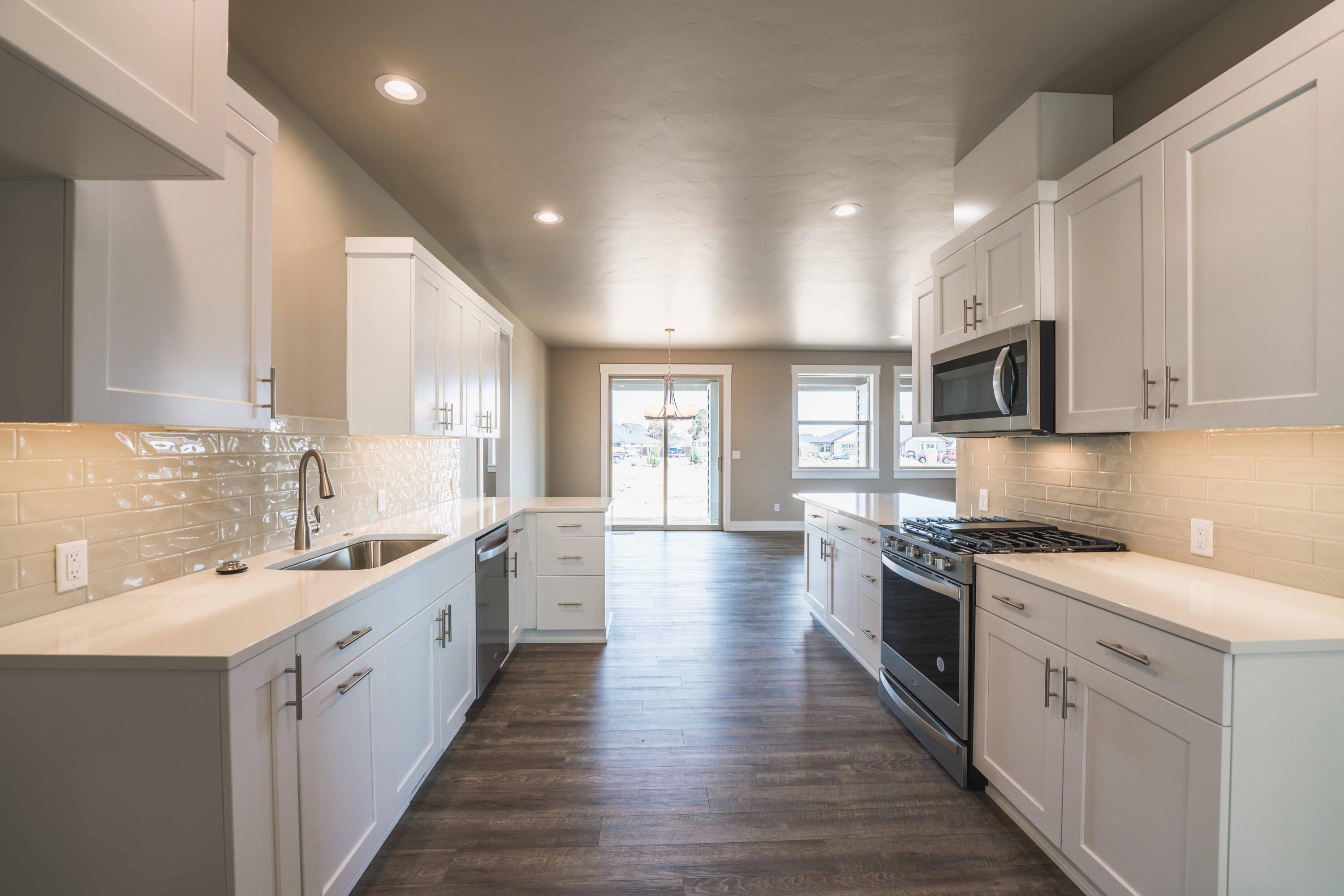 Dry Canyon - Residential