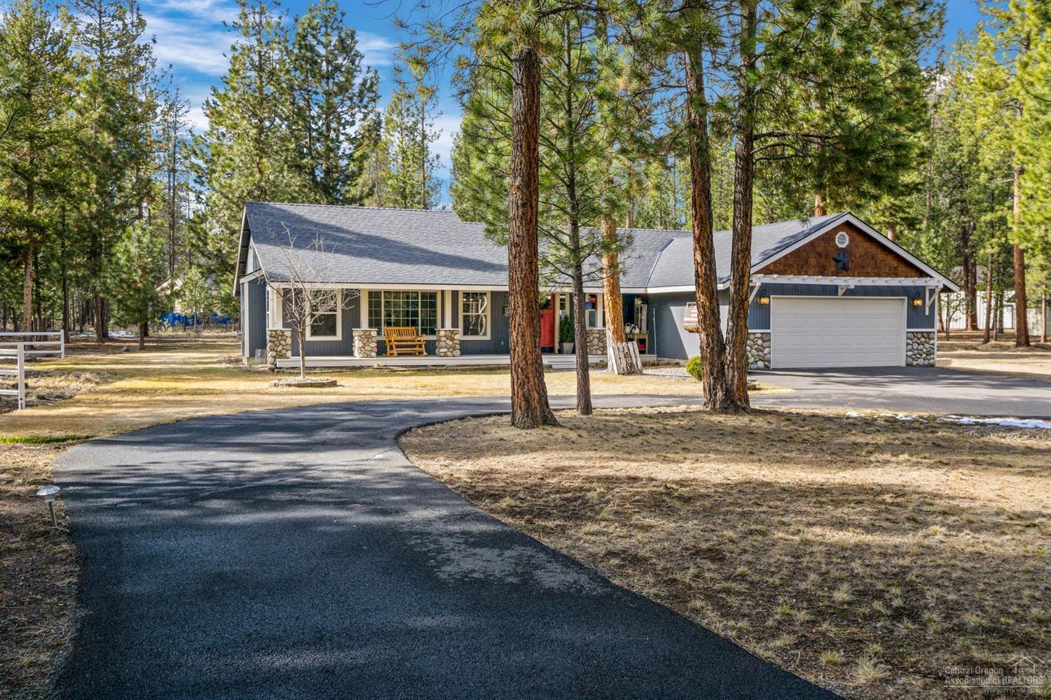 Wagon Trail Acreages - Residential