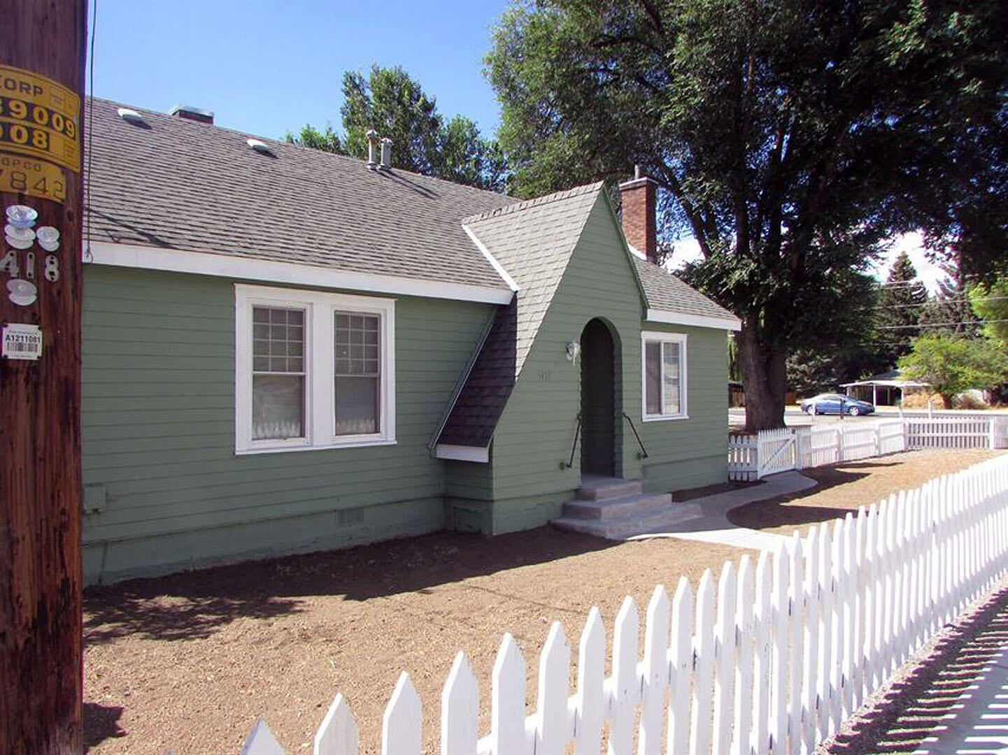 This adorable home featuring 3 bedrooms, 1.5 bathrooms, and a very nice walk-in closet in the primary bedroom. There is one bedroom on the main level and 2 bedrooms and a half bath on the upper level. Enjoy cozy nights with the natural gas fireplace, a nice-sized living room, and a separate dining area. Enjoy the very large laundry/mud room which could also be used for additional storage. Situated near the bus line and a short distance to shopping. Owner is an Oregon licensed real estate broker.
