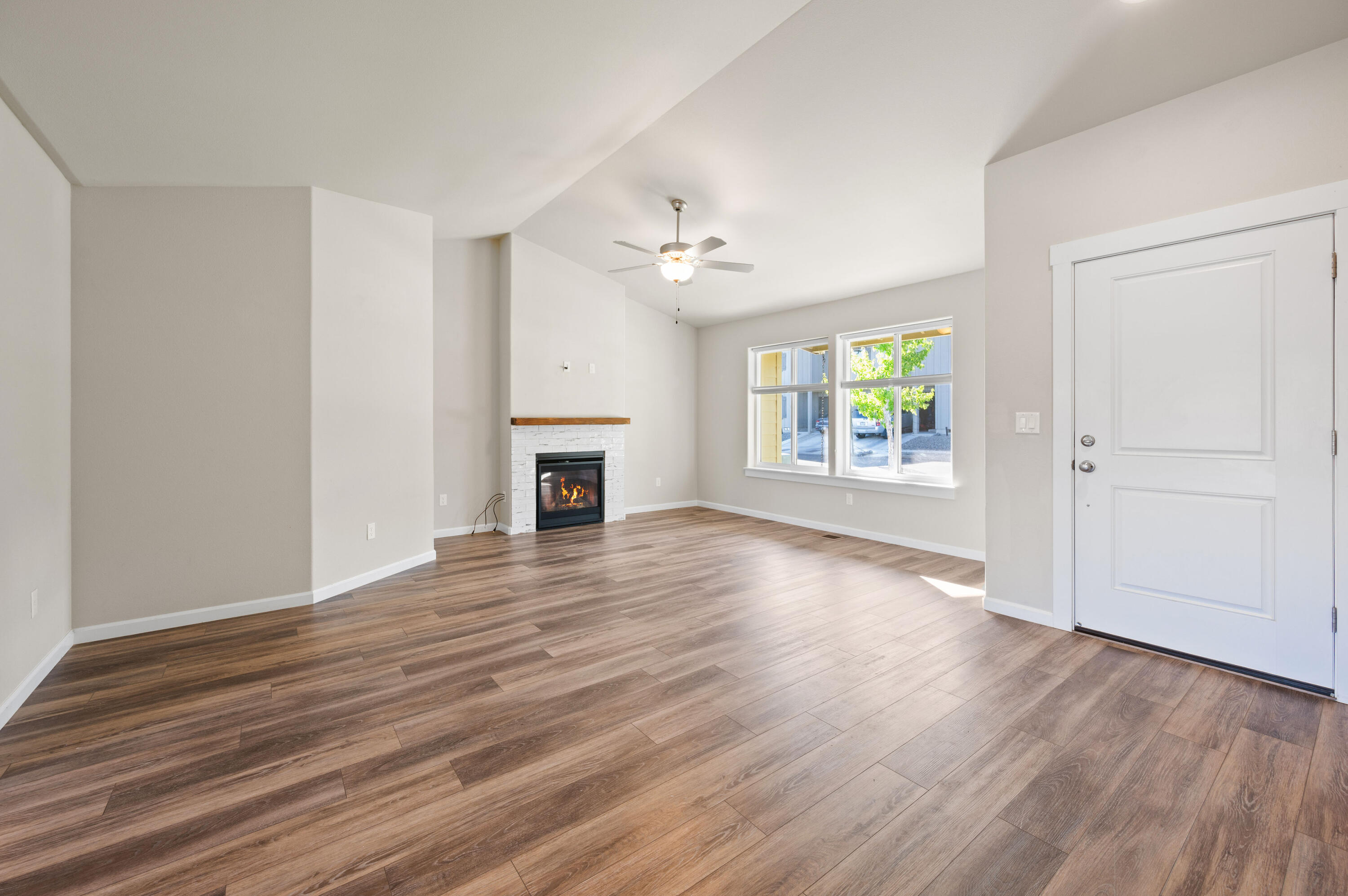 Stoneridge Terrace - Residential