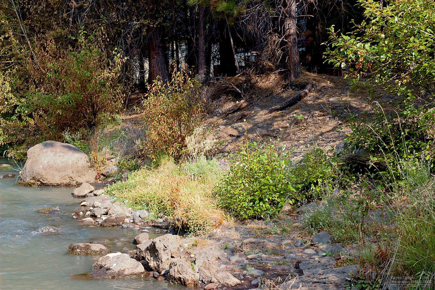 Creekside - Land