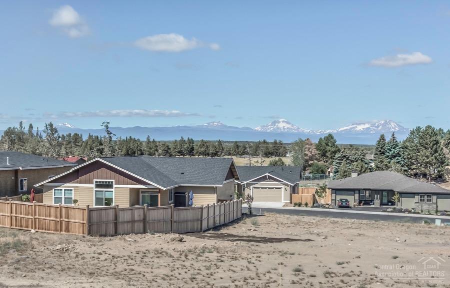 Forked Horn Butte - Residential