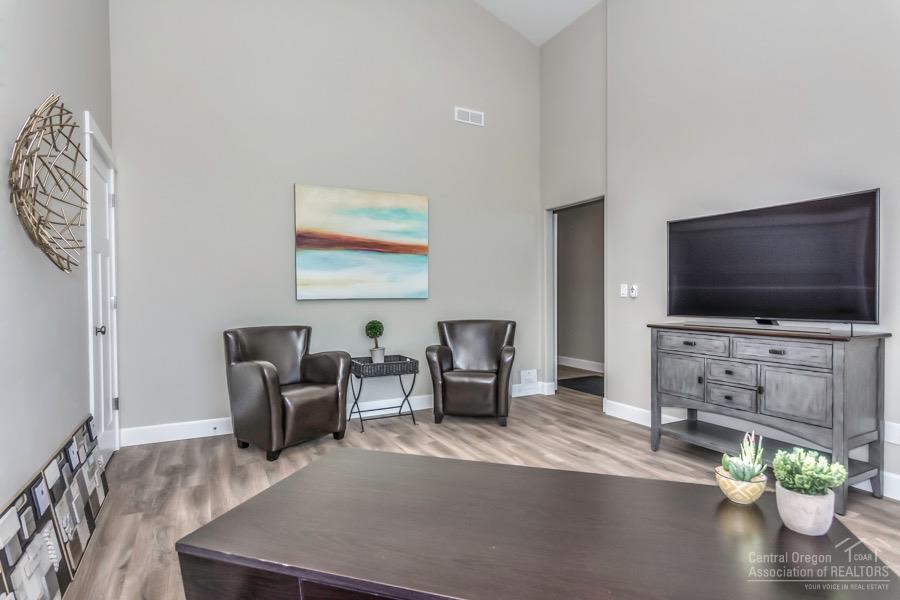 Forked Horn Butte - Residential