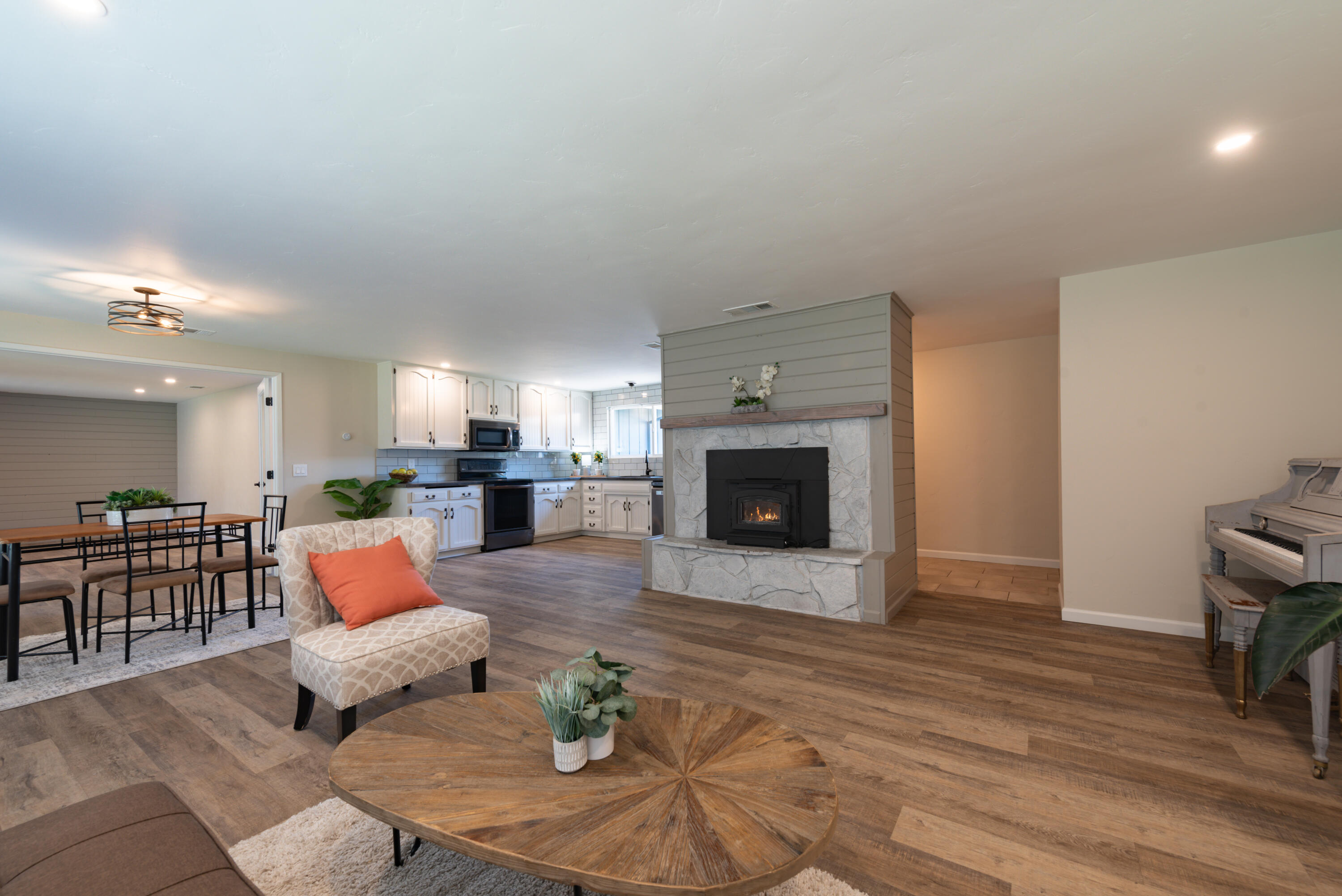 Tillicum Village - Residential