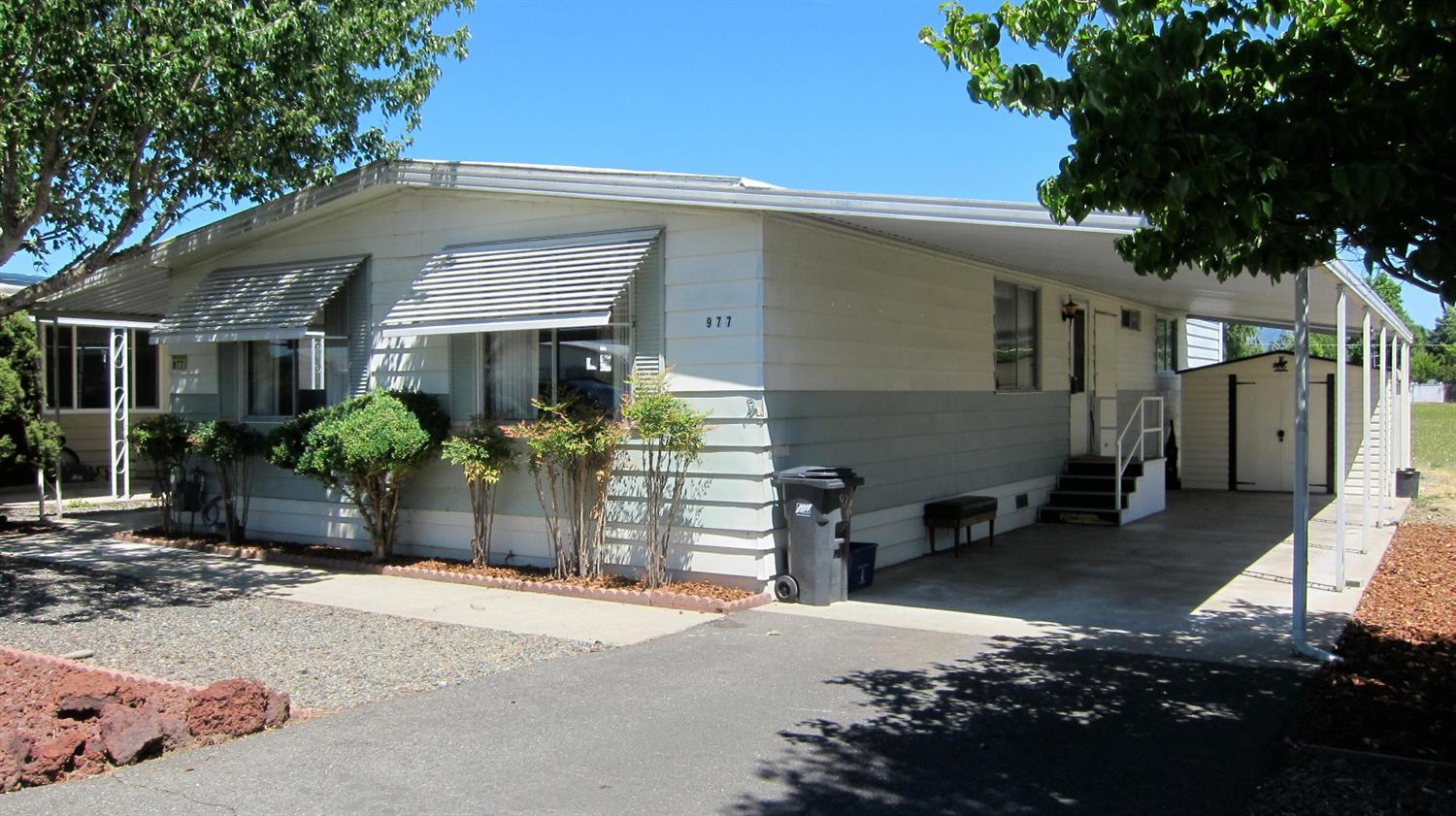 Rogue Lea Estates - Residential