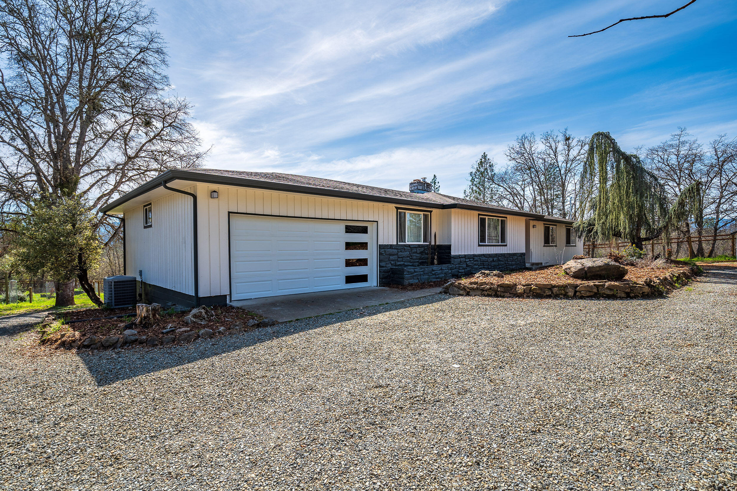 Welcome to 210 S Marble Dr! Beautifully renovated 3180sqft. country home located in a private cul-de-sac close to town.  Featuring 5 bedrooms, 3 bathrooms, large kitchen with Calcutta Quartz countertops, custom shaker style cabinets, stainless steel appliances. Main level primary suite offers walk-in closet, double vanity, large walk-in tile shower with dual shower-heads. 
Some other upgrades include new heating & air systems, new windows, new flooring, Interior doors,  new interior/exterior paint, lighting, fence, Trex Deck, new modern garage door with windows. Sitting on a fully fenced acre backed by 80 acres of BLM Land! Potentially a perfect 2 family set-up.
This one won't last long!