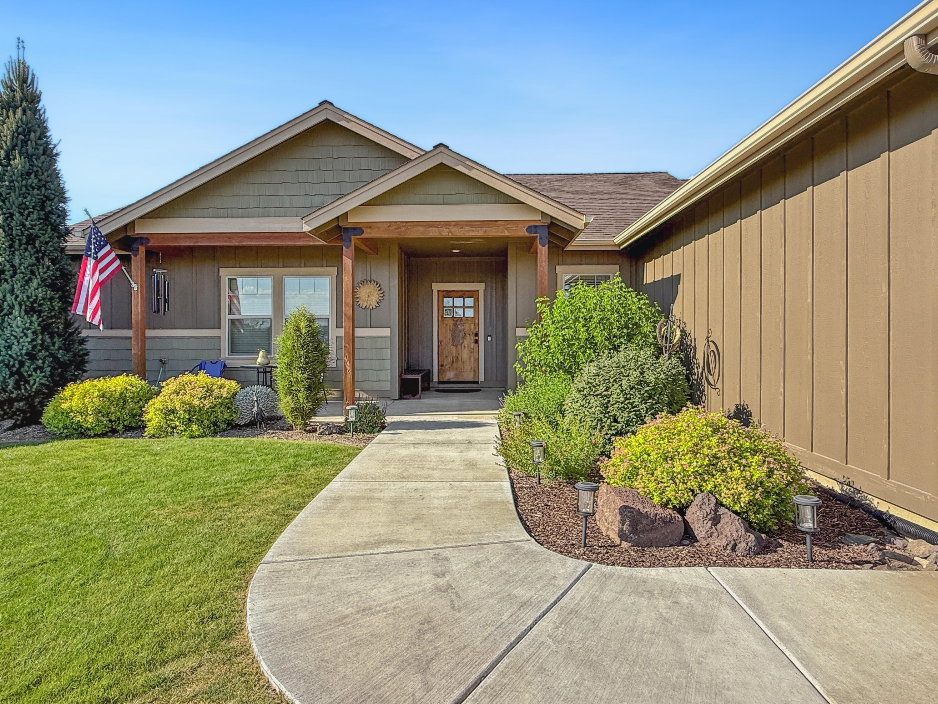 Saddle Ridge - Residential