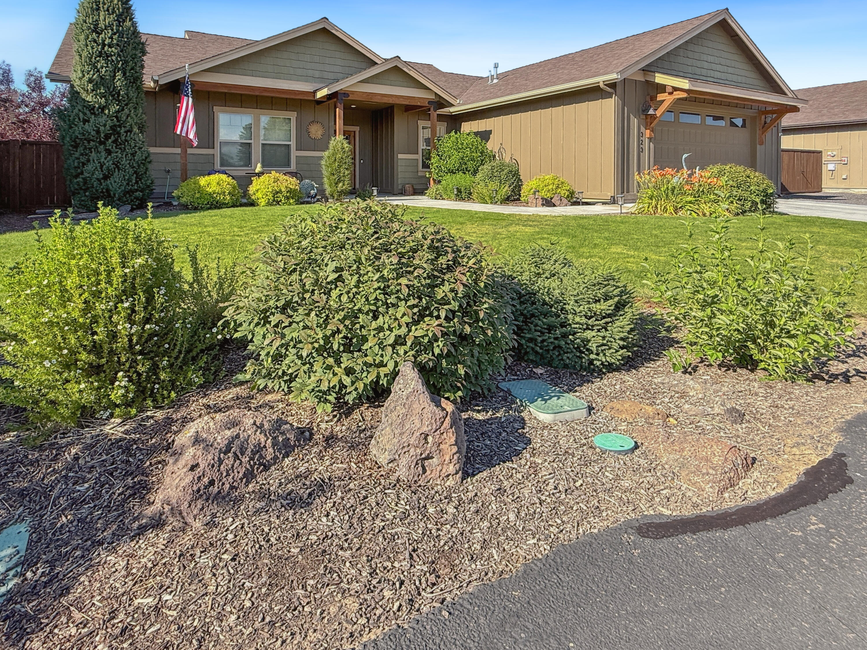 Saddle Ridge - Residential