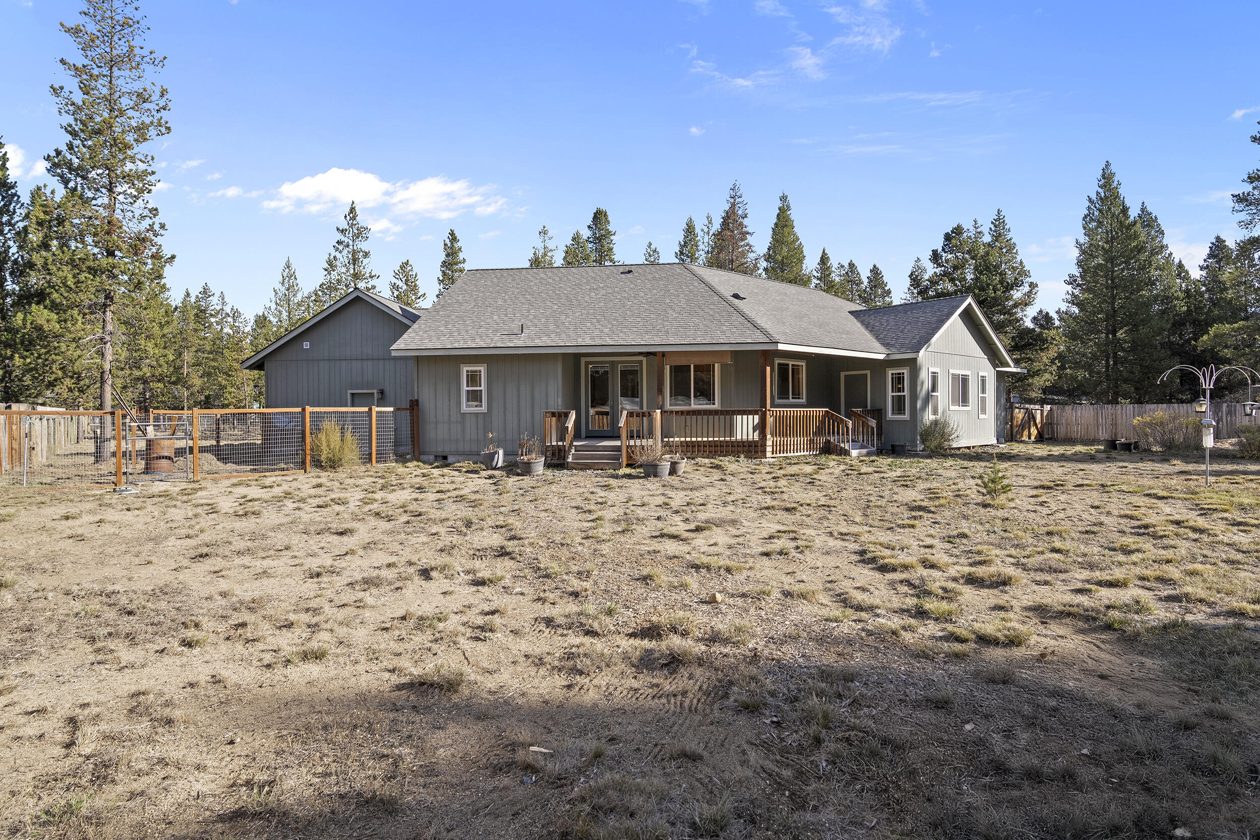 Cw Reeve Resort - Residential