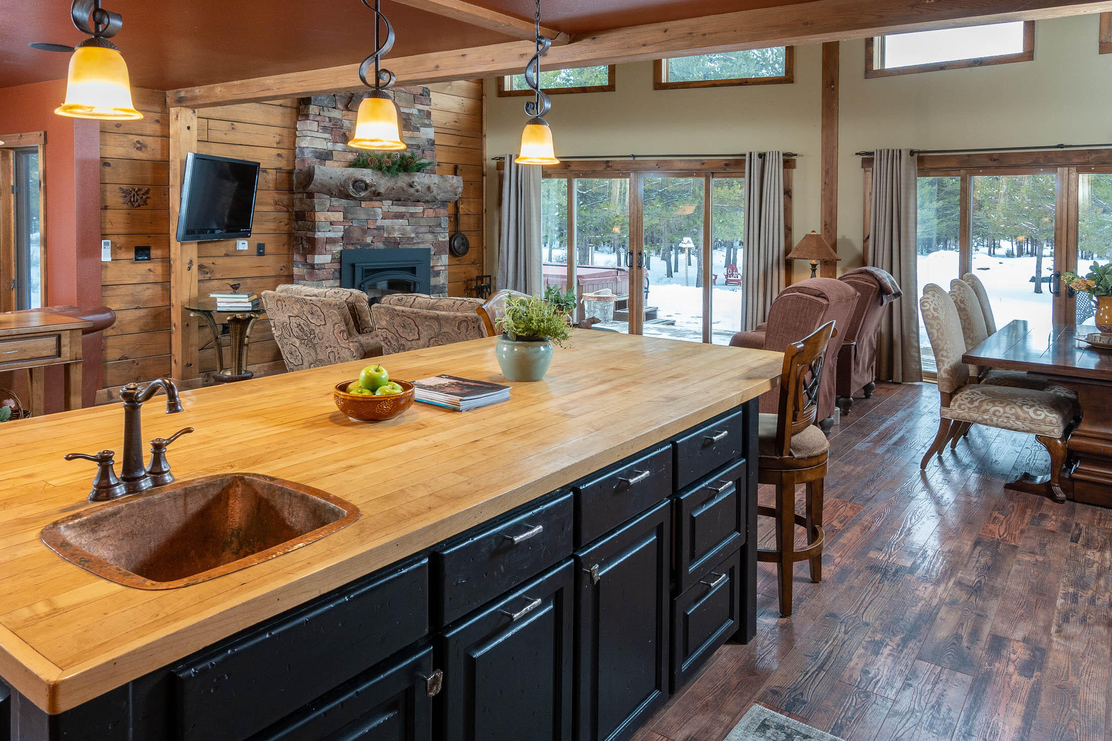 Pinewood Country Est - Residential
