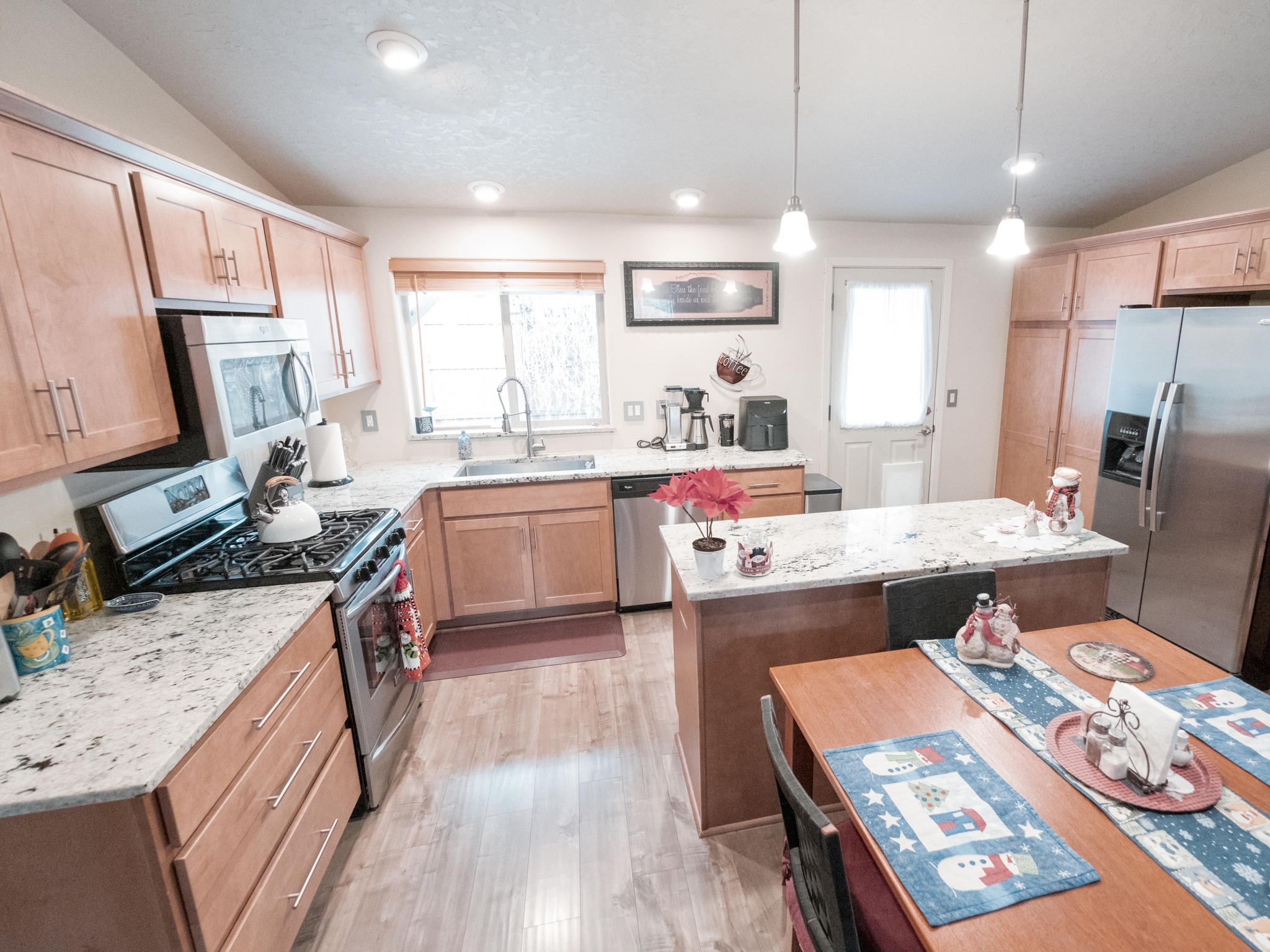 Paulina Peaks - Residential