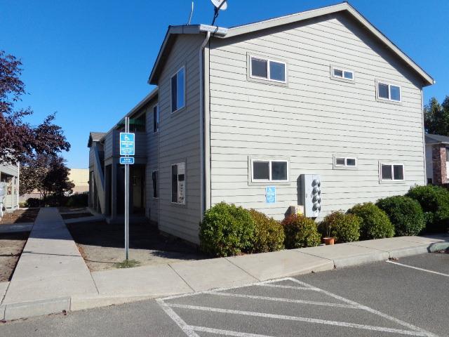 This is a Fannie Mae Home Path property. 4 plex located in an area of other 4 plex's. 4 units (A B C D). Vacant, 2 upstairs, 2 downstairs. Each unit is 2 bed, 2 bath, Approx 1100 sf. Open parking stall for each unit. HOA Dues.