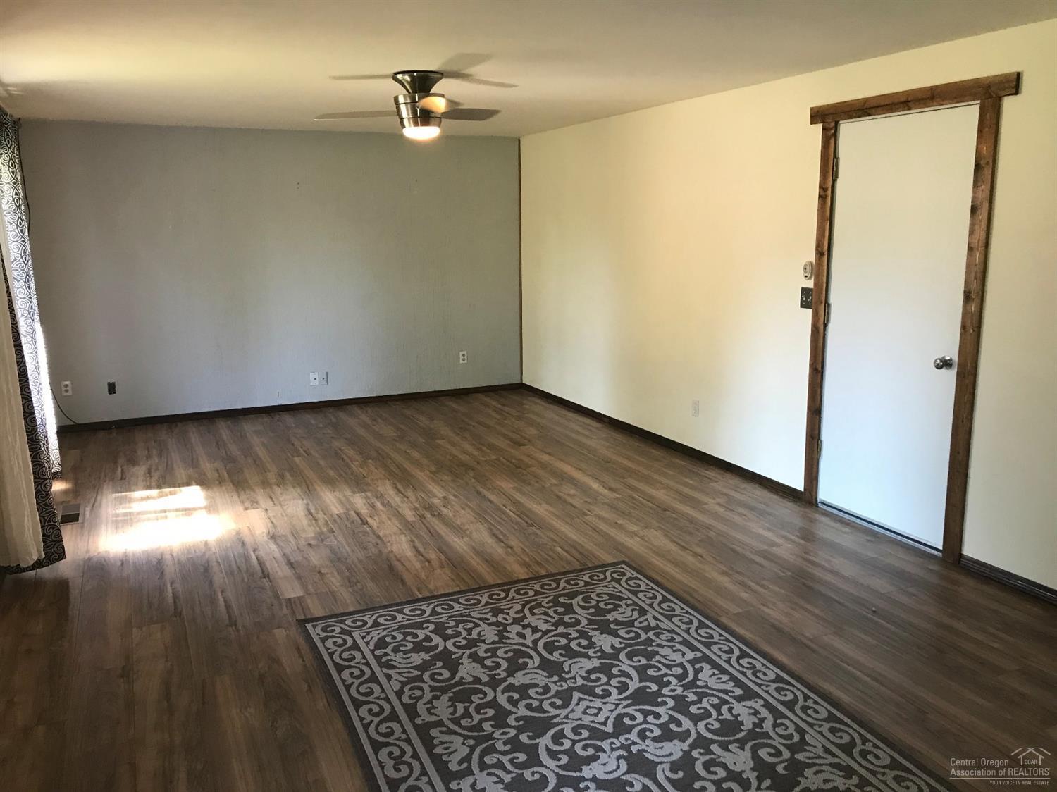 Madras Ranchos - Residential