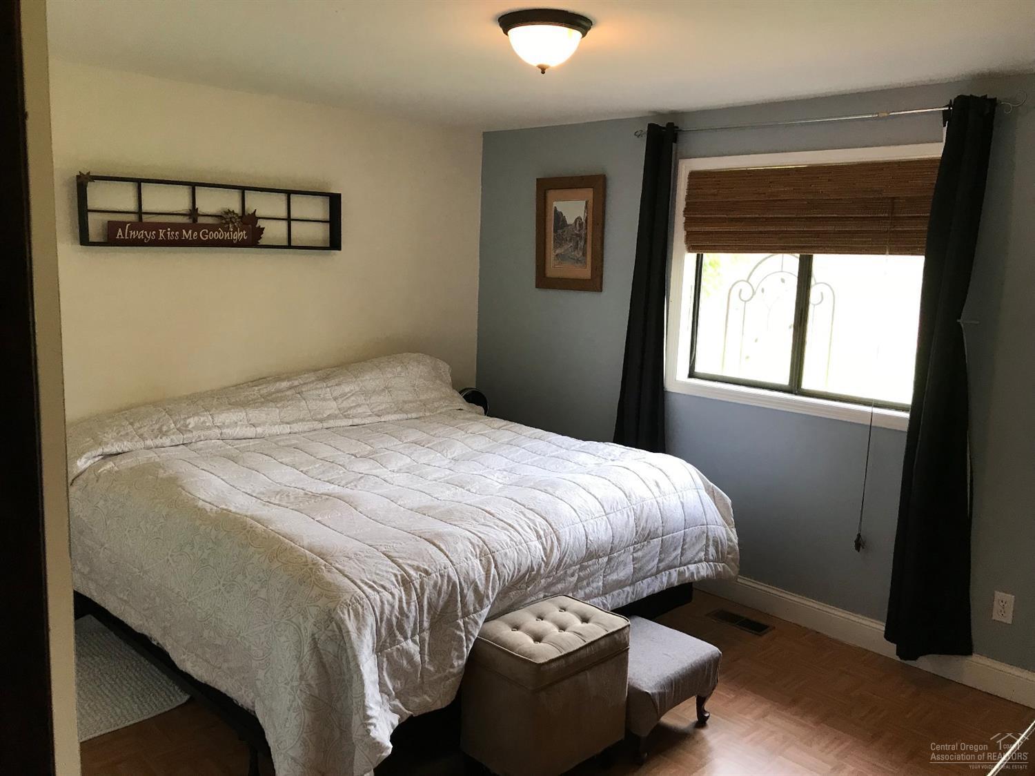 Madras Ranchos - Residential