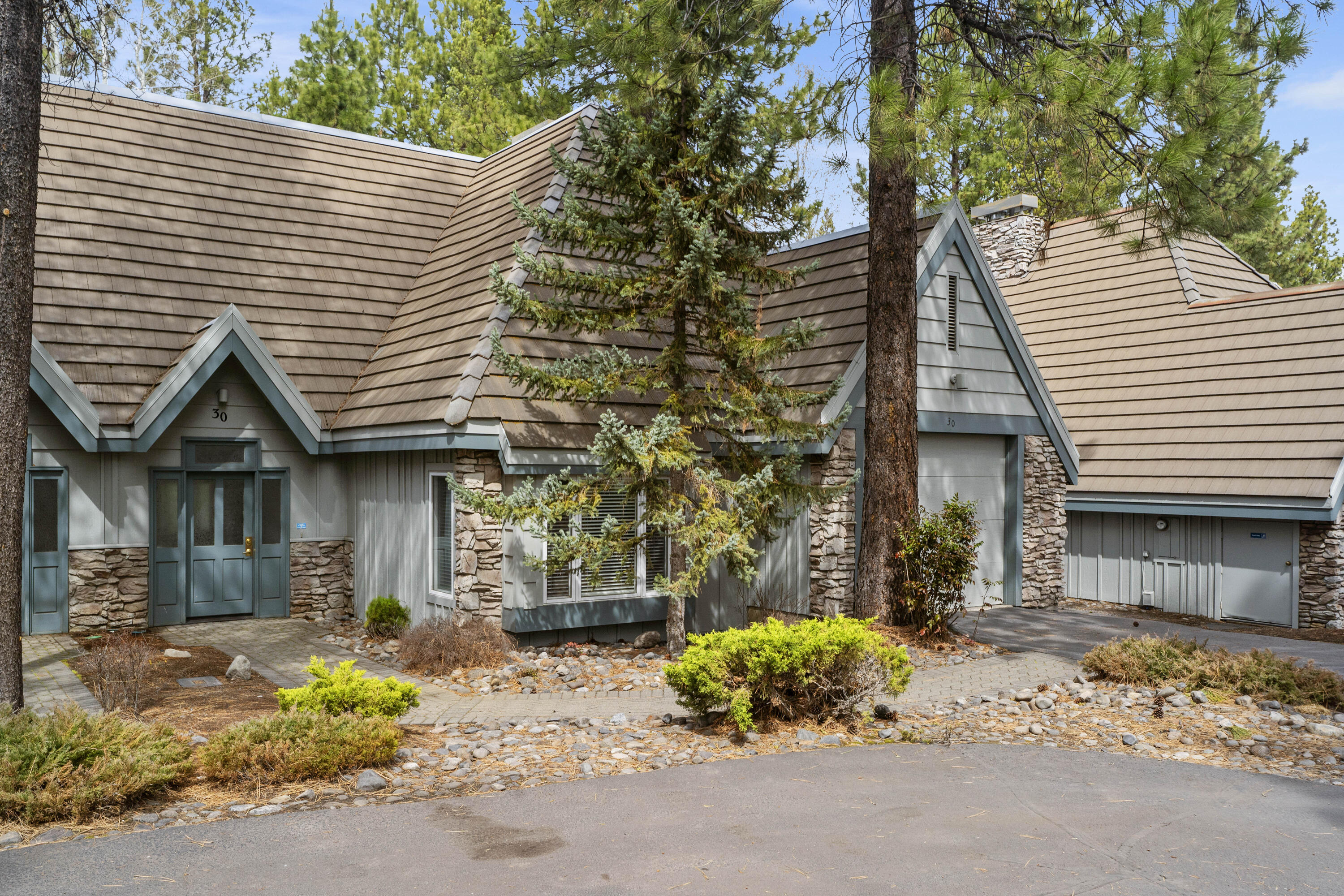StoneTH - Residential