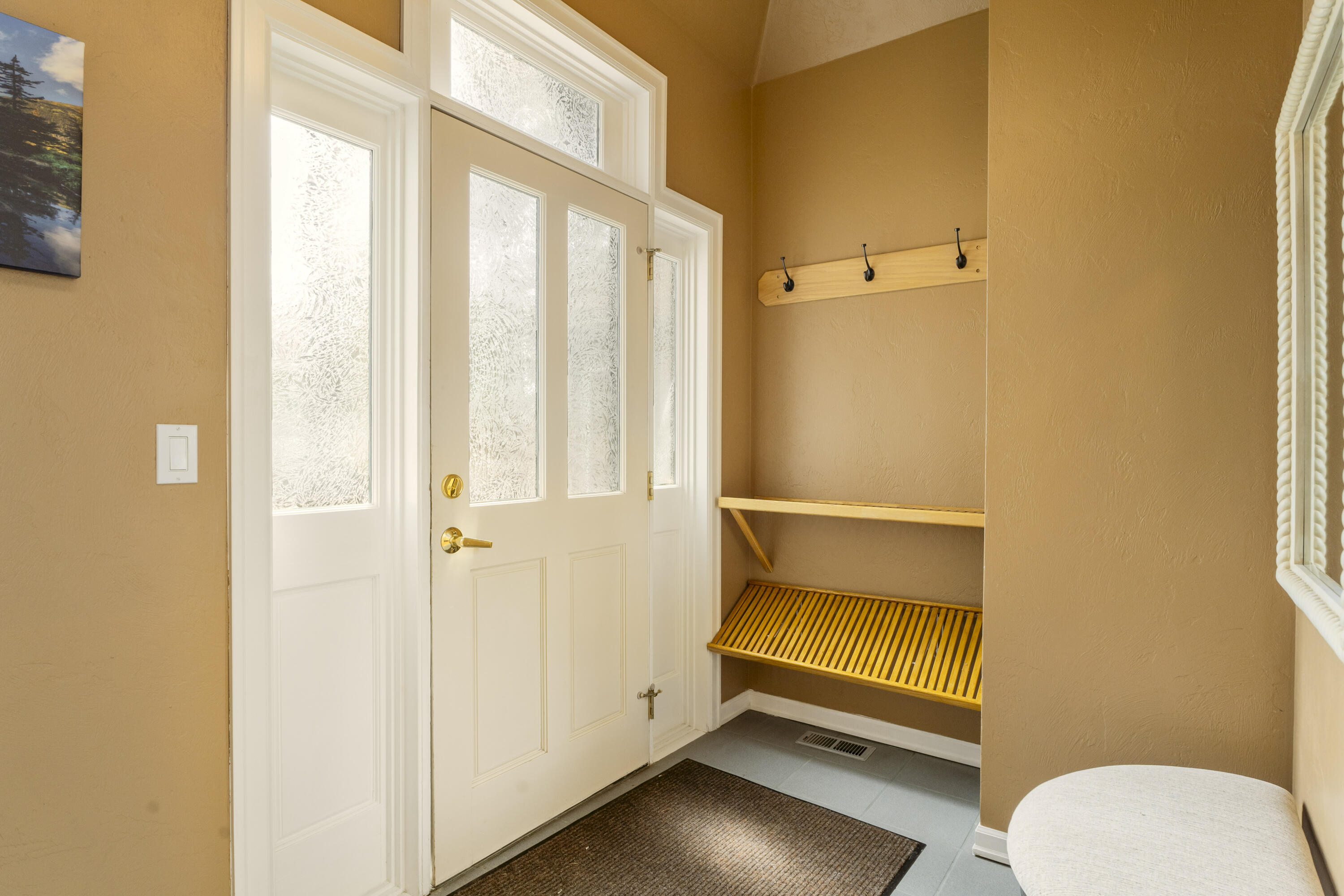 StoneTH - Residential