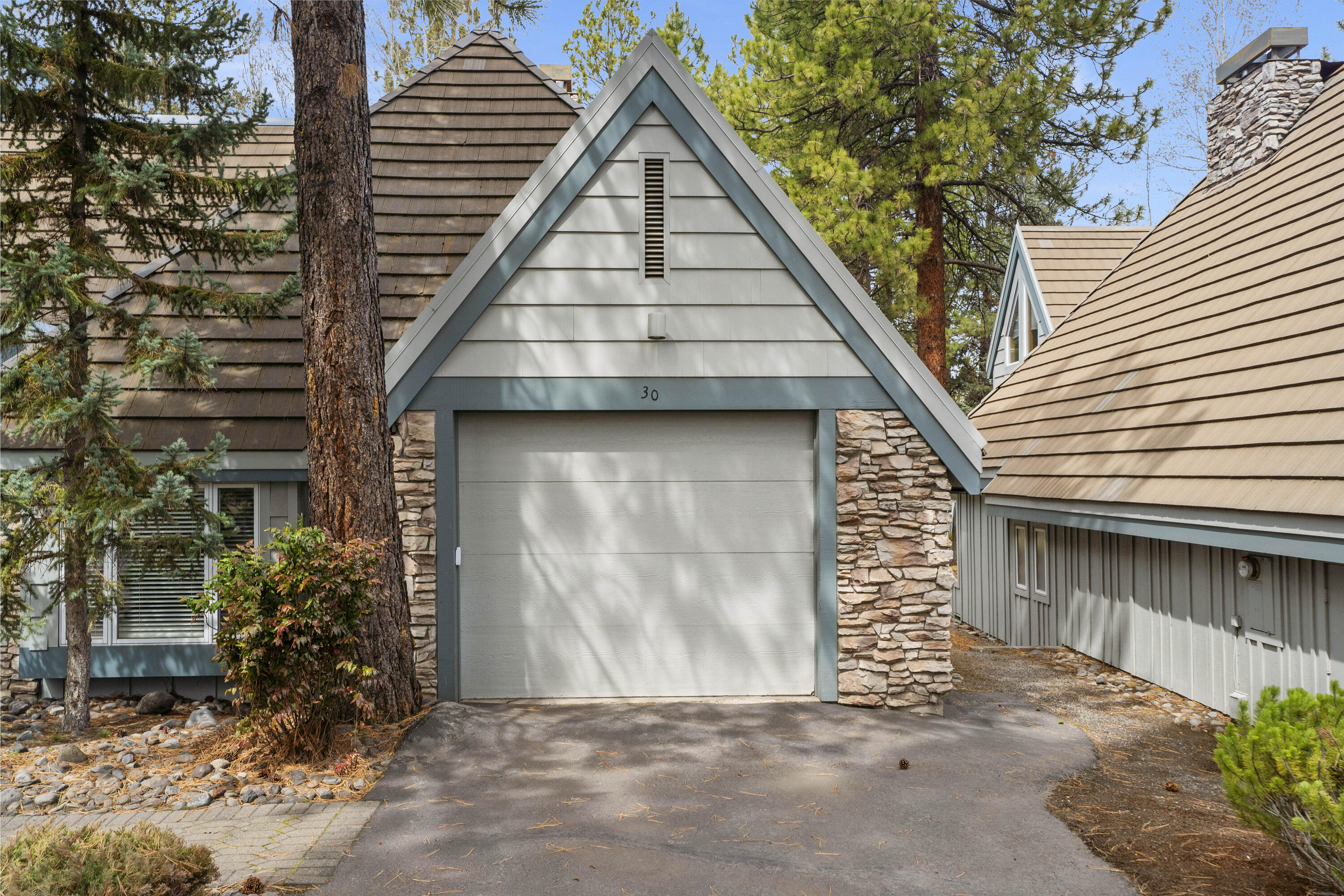 StoneTH - Residential
