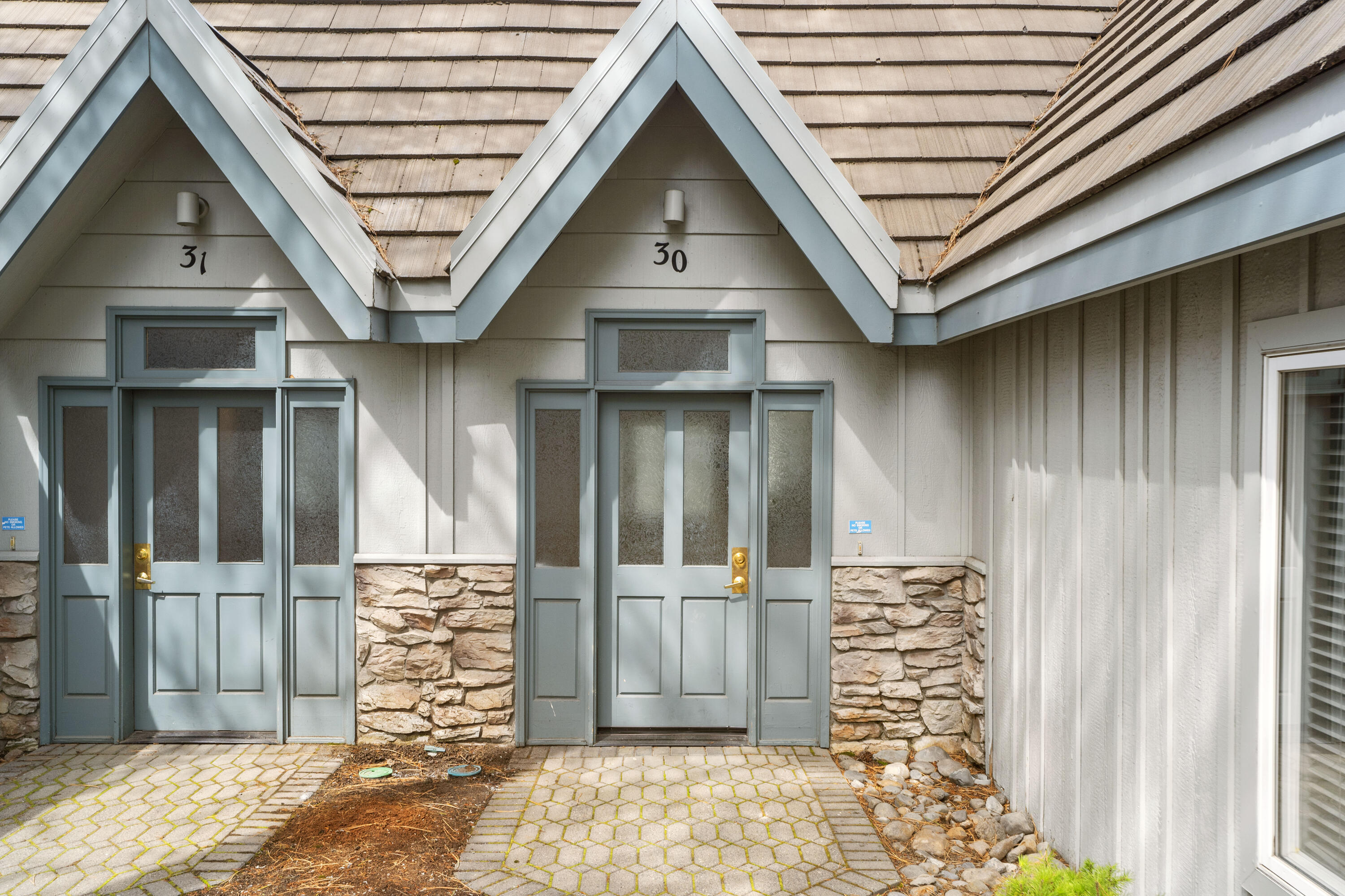 StoneTH - Residential