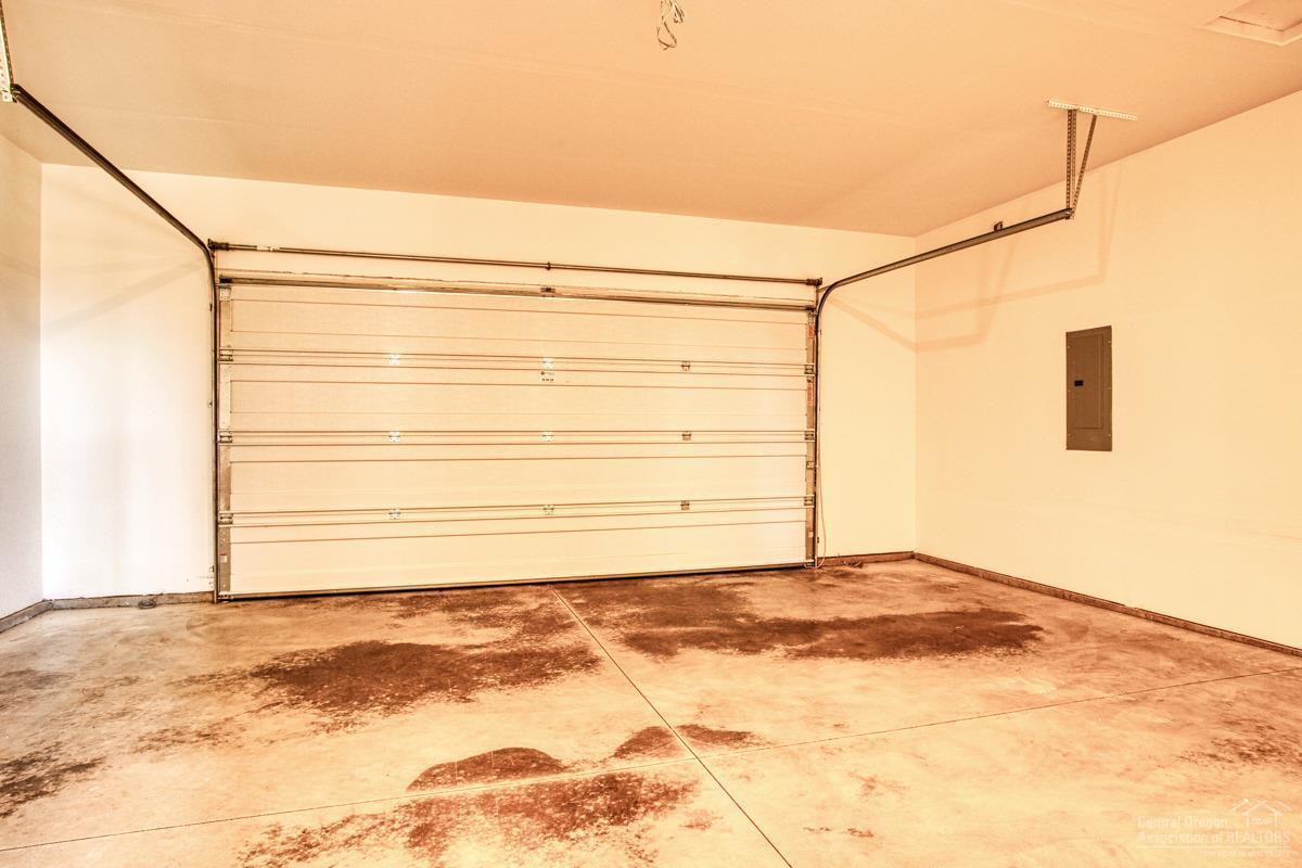 Vall - Residential