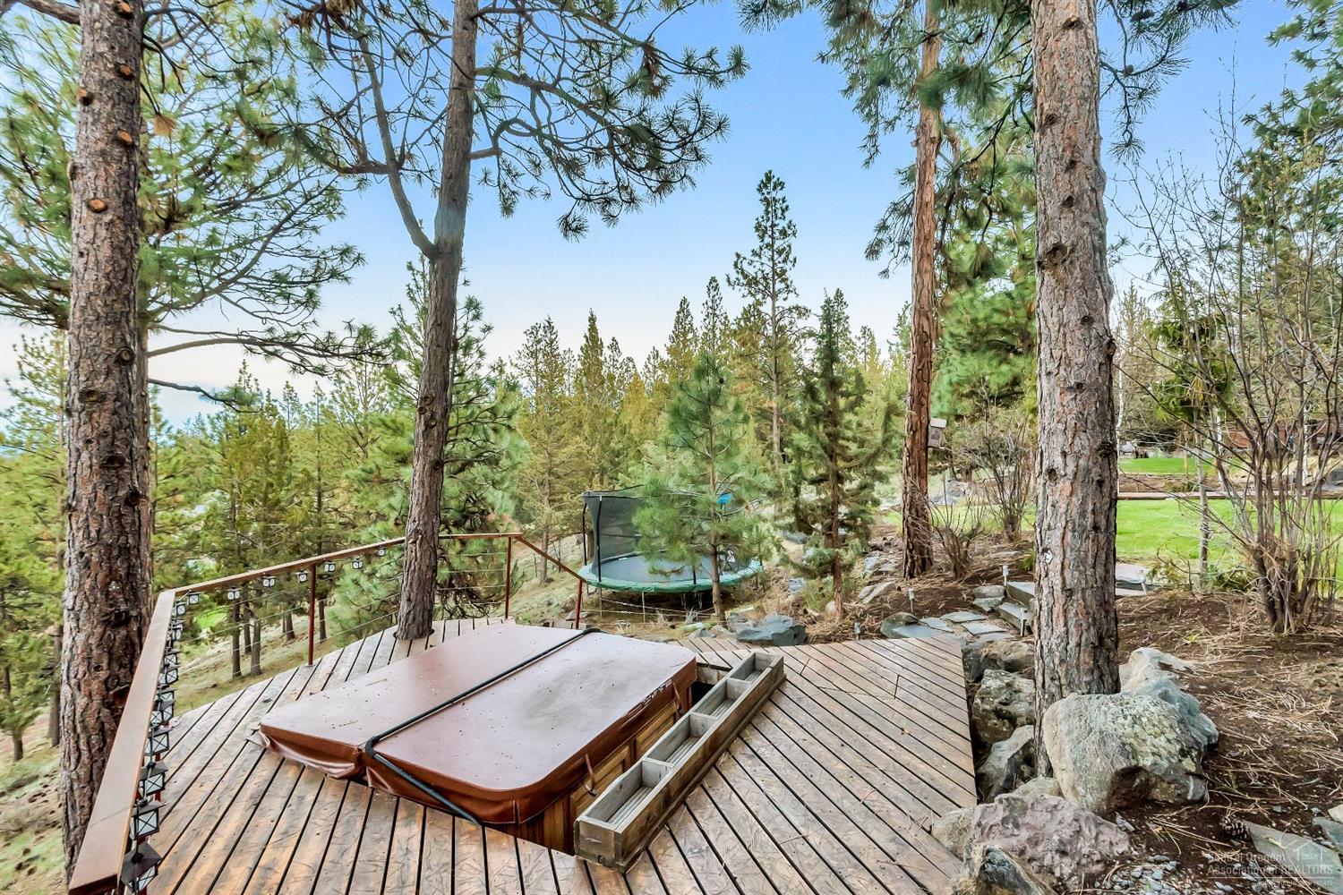 Skyliner Summit - Residential