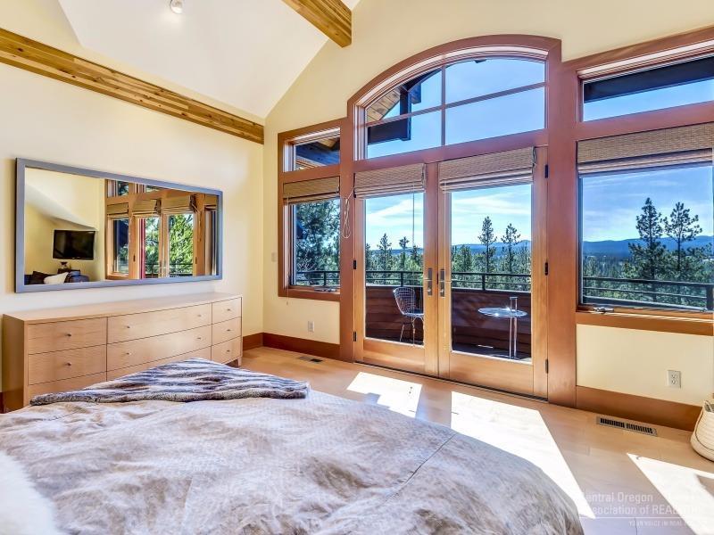 Skyliner Summit - Residential