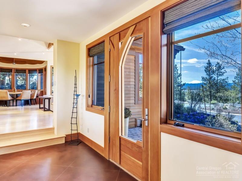 Skyliner Summit - Residential