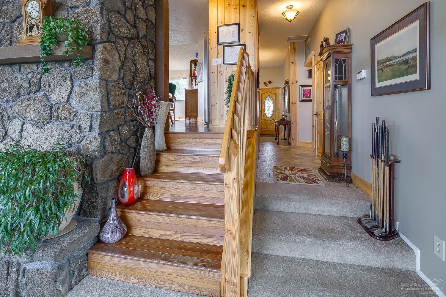 Howells Hilltop - Residential