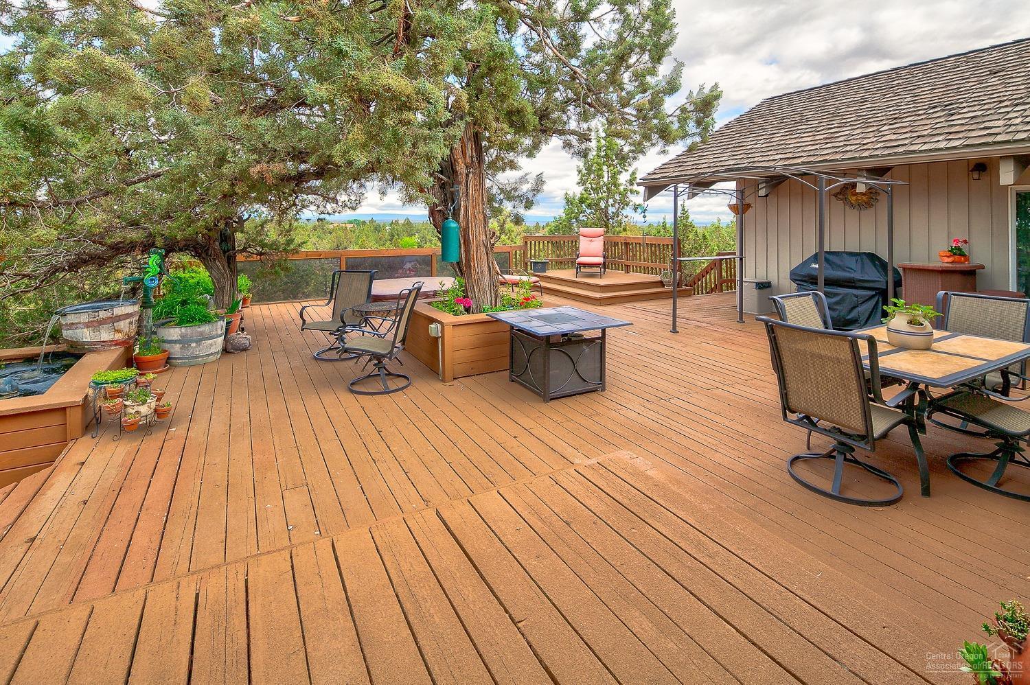 Howells Hilltop - Residential