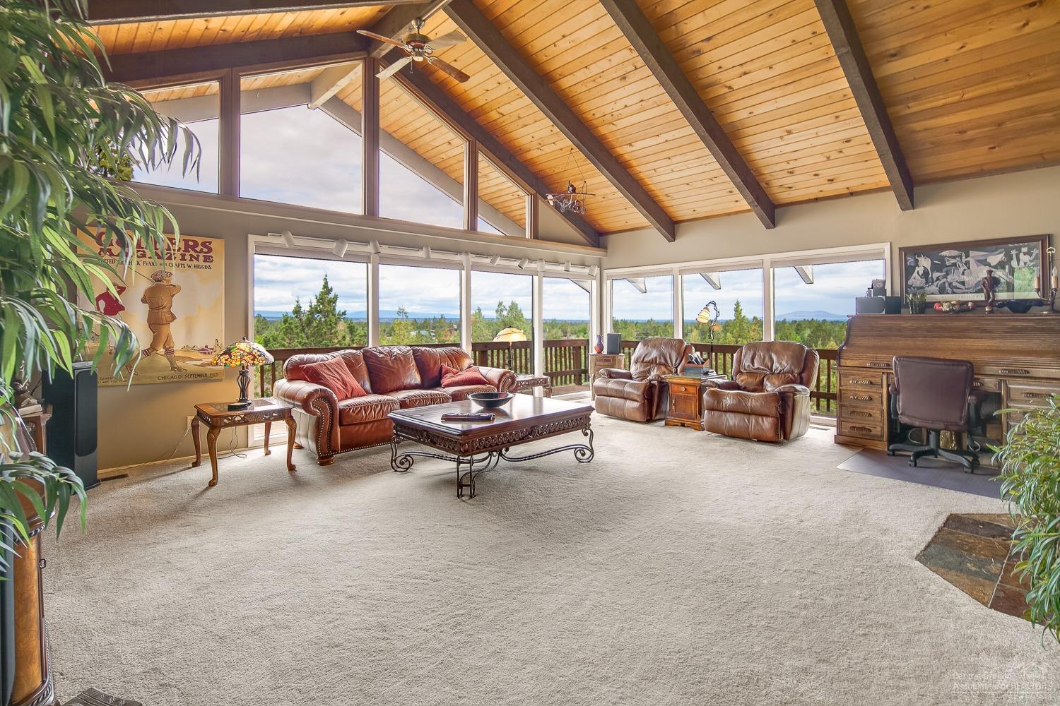 Howells Hilltop - Residential