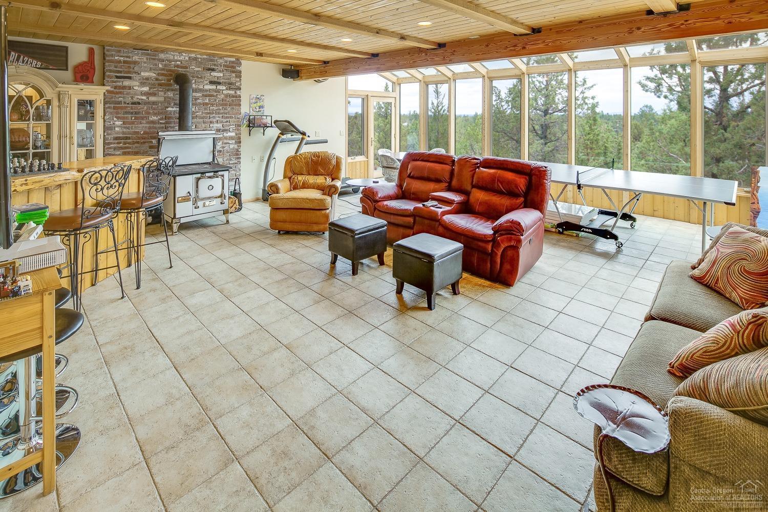 Howells Hilltop - Residential