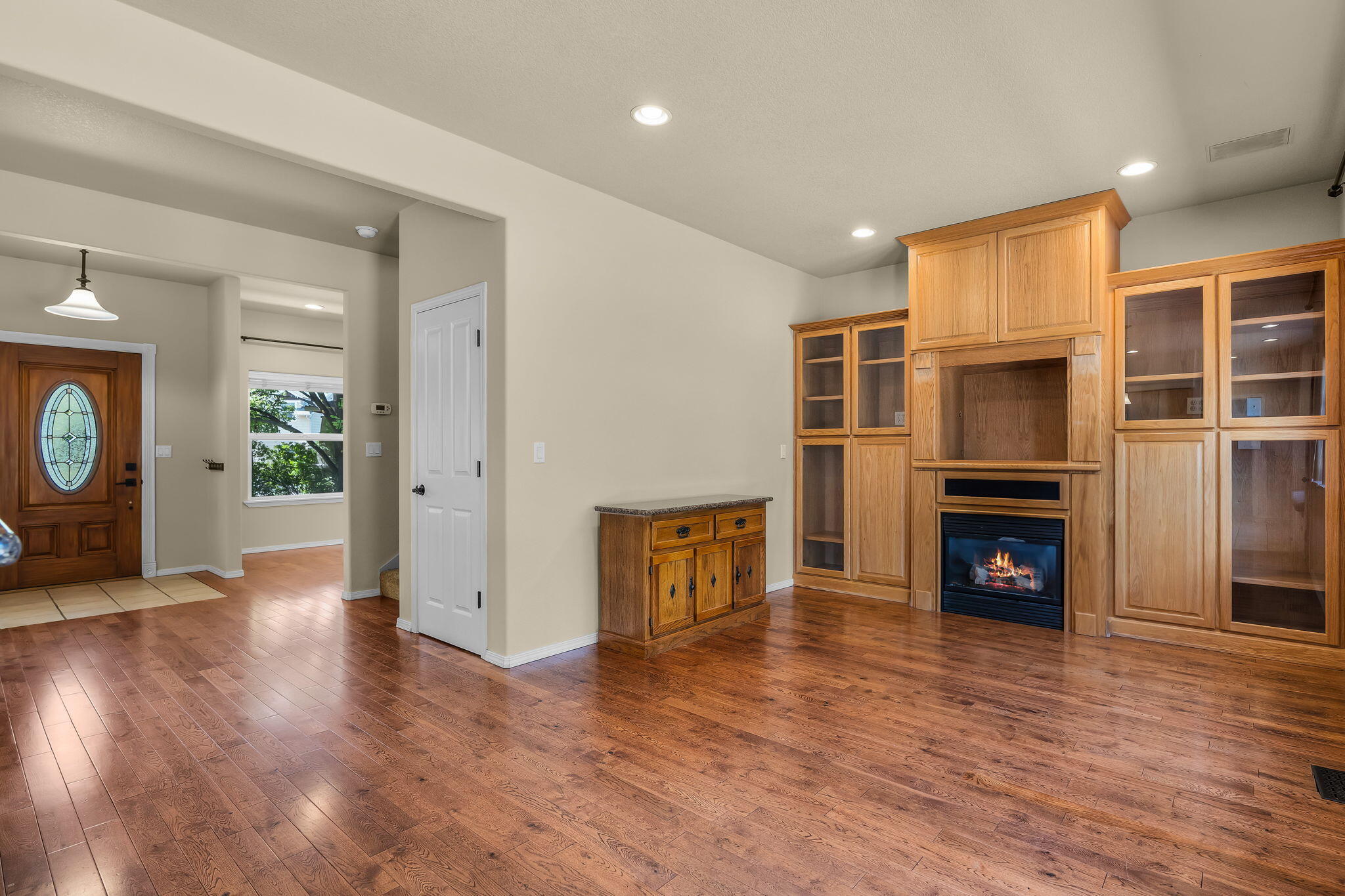 Oak Tree - Residential