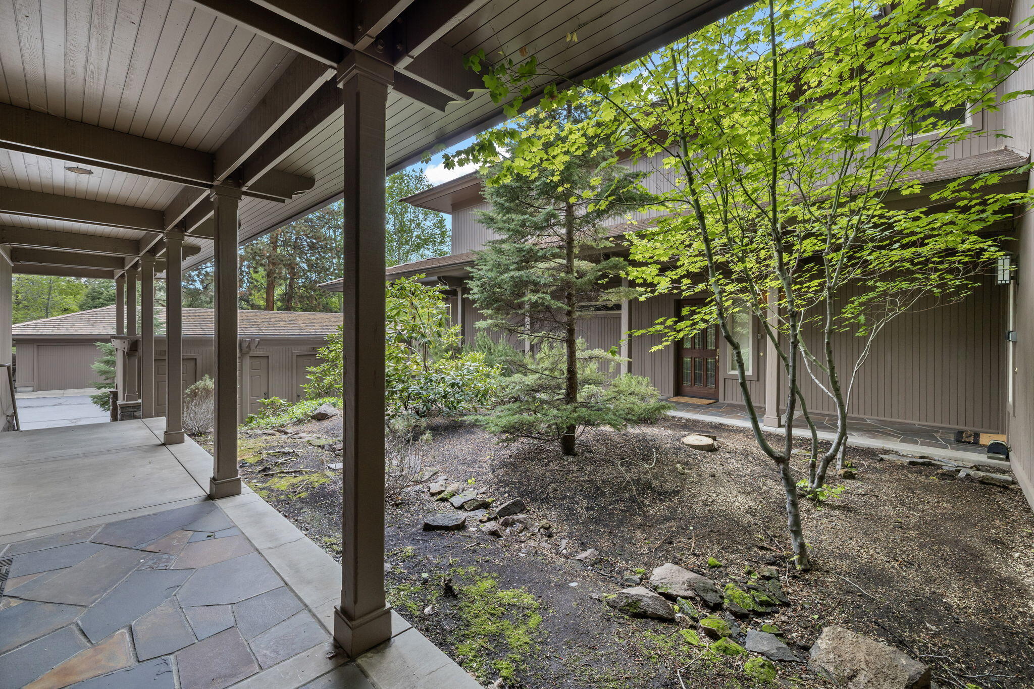 Broken Top - Residential
