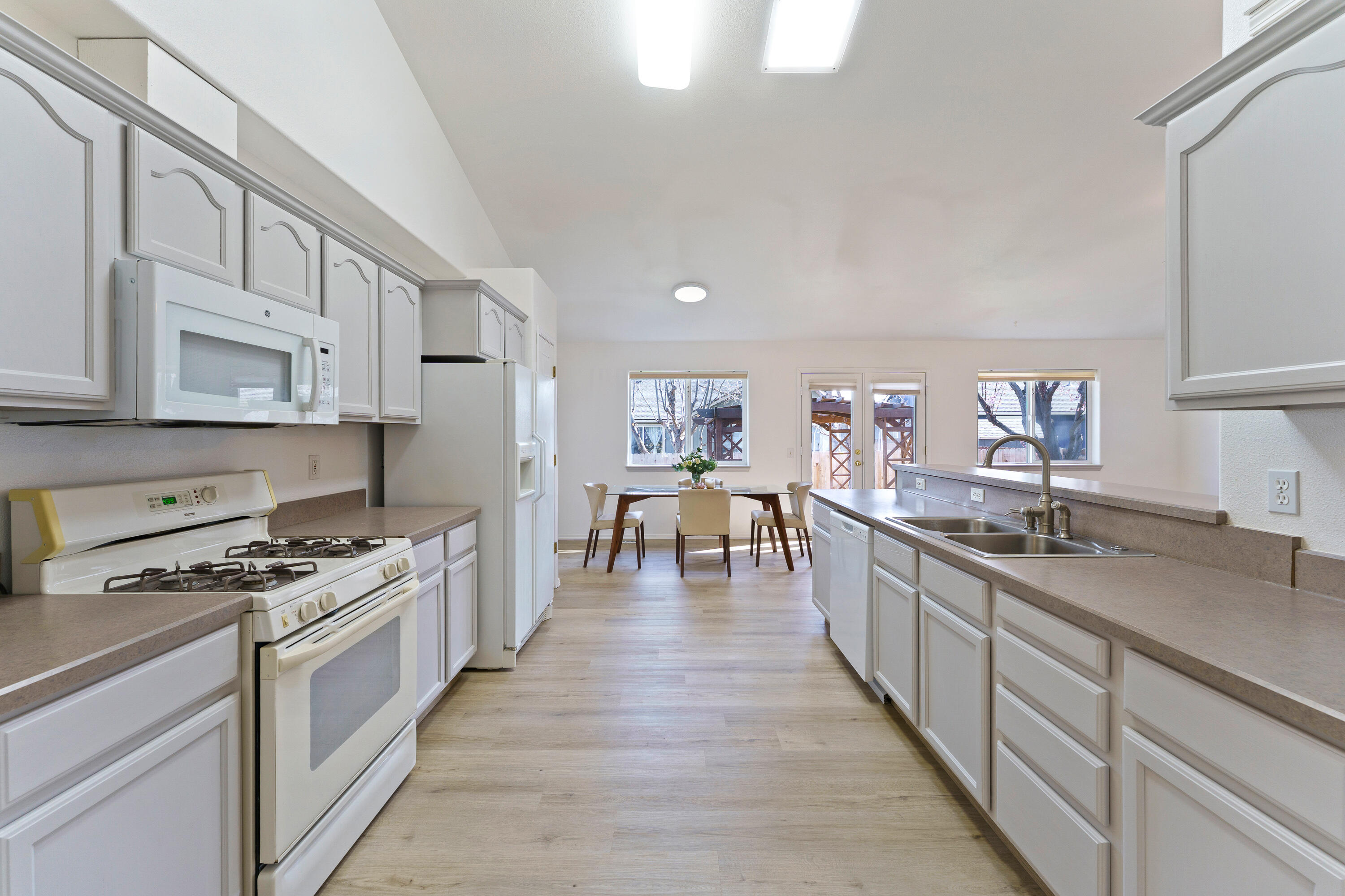 Sunpointe - Residential