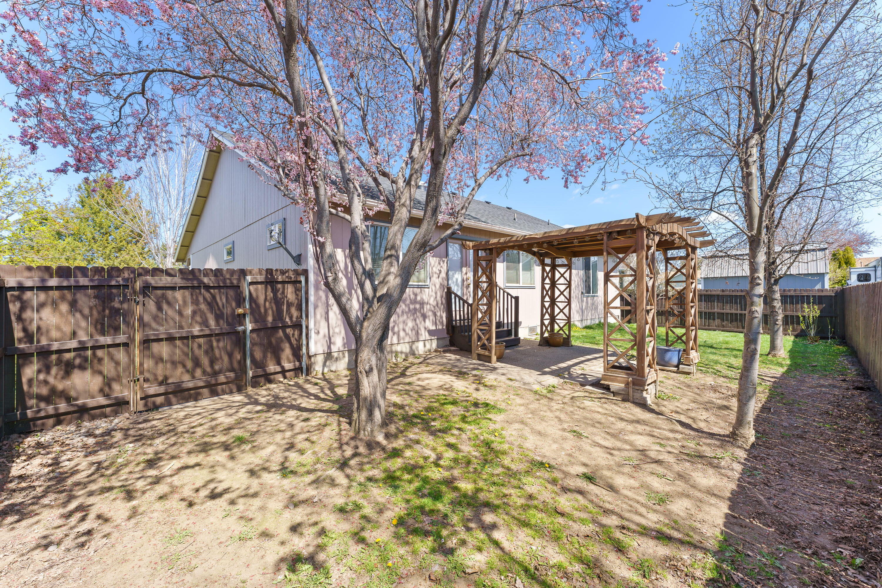 Sunpointe - Residential