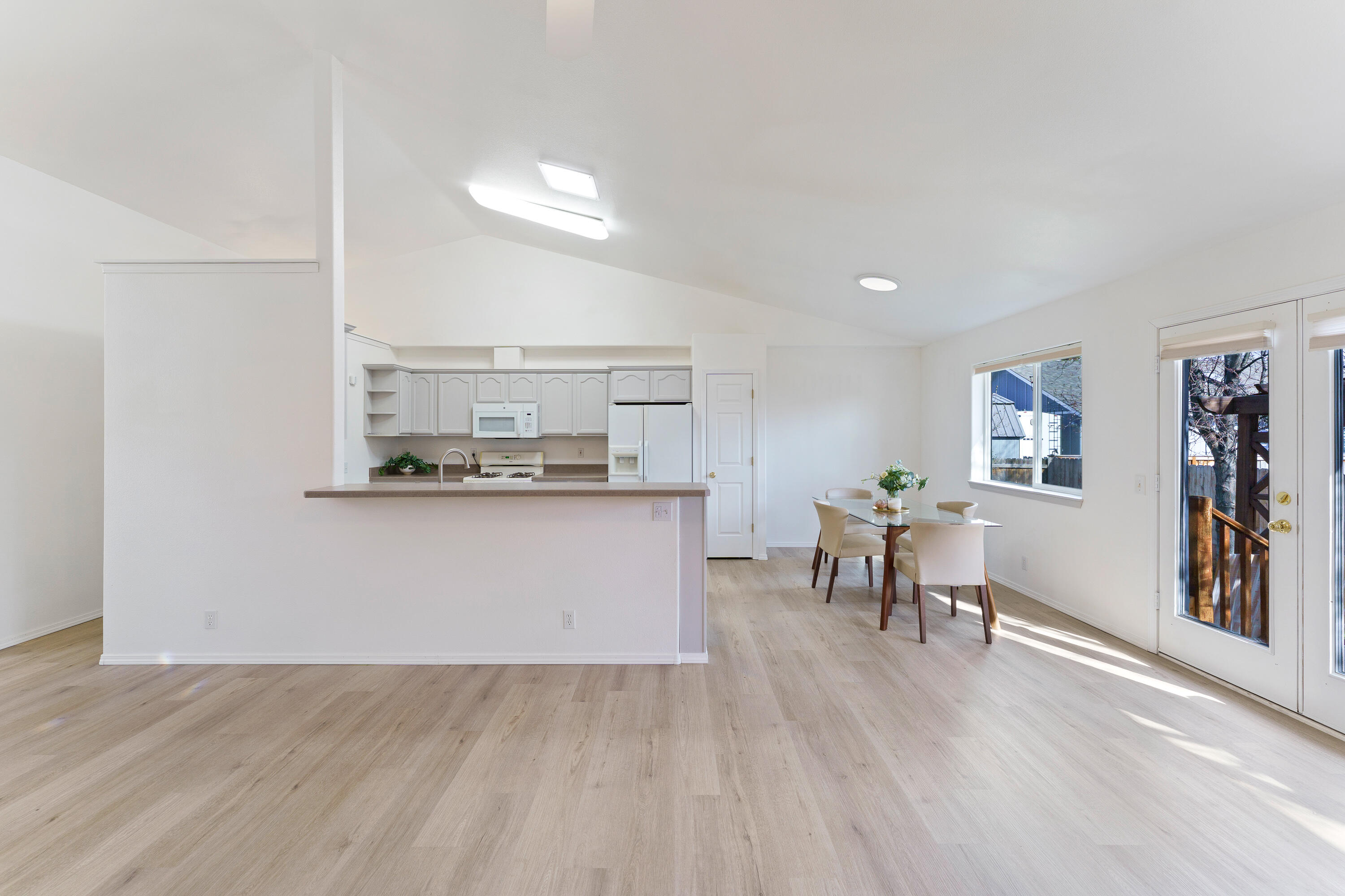Sunpointe - Residential