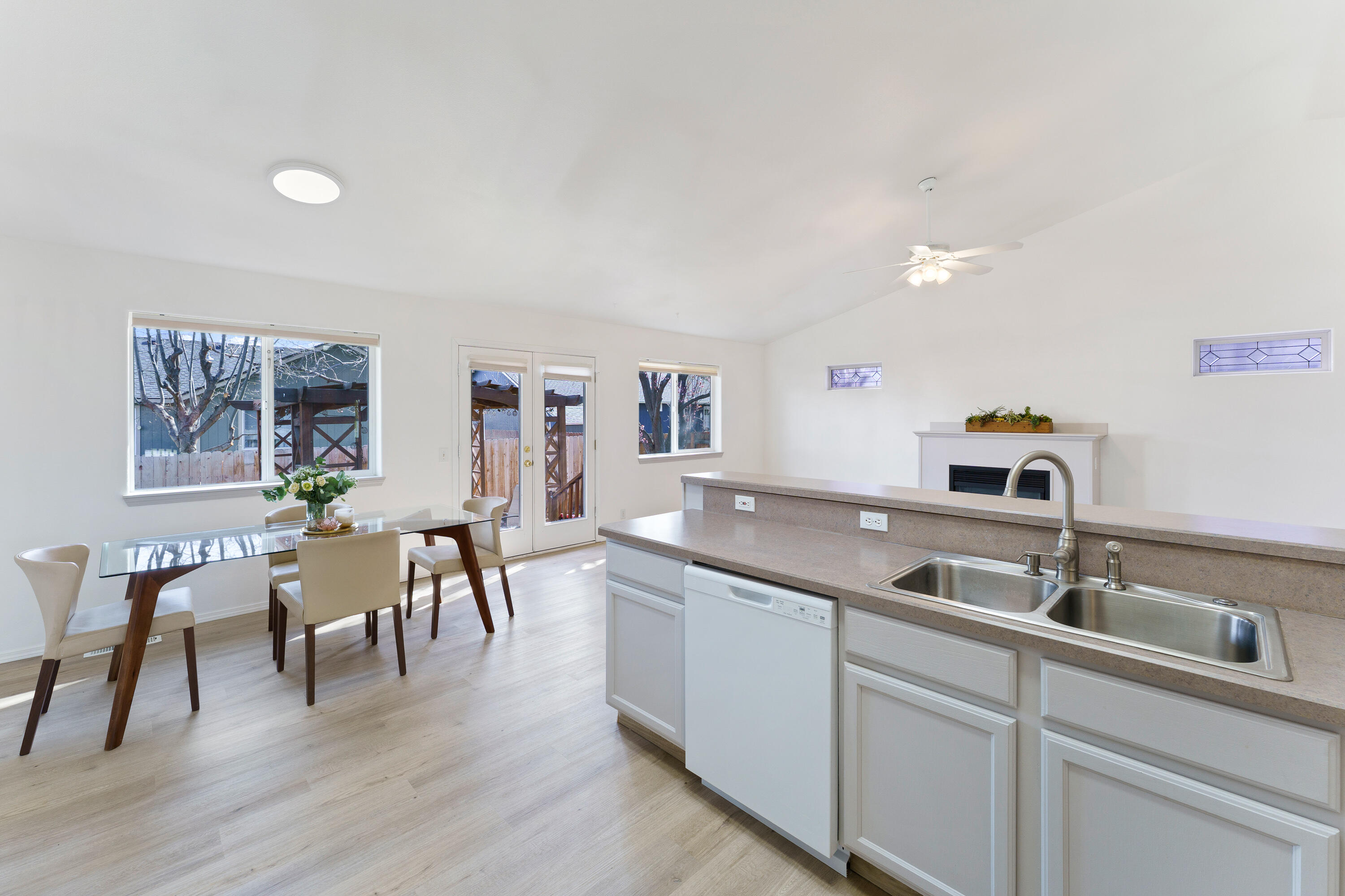 Sunpointe - Residential