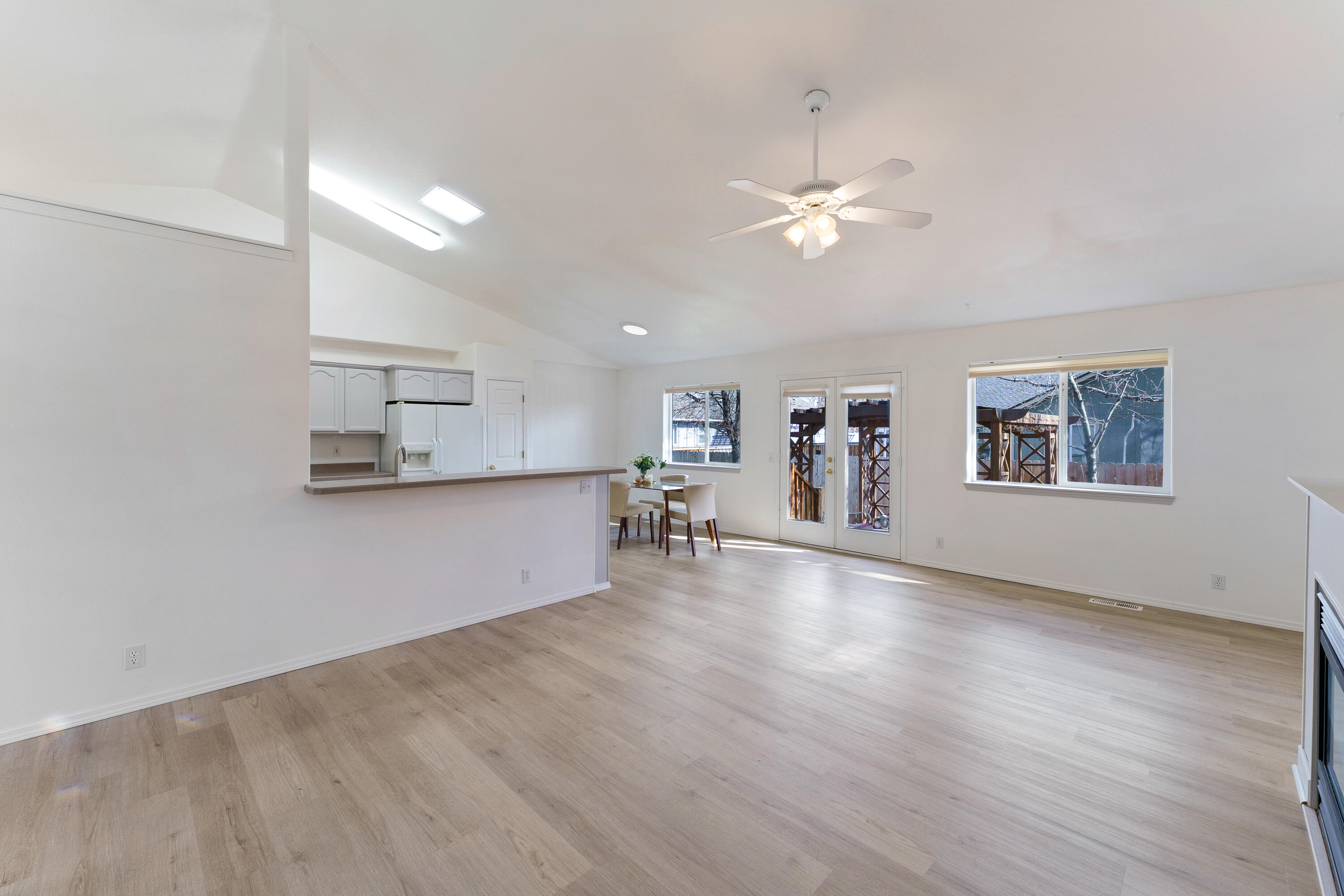 Sunpointe - Residential