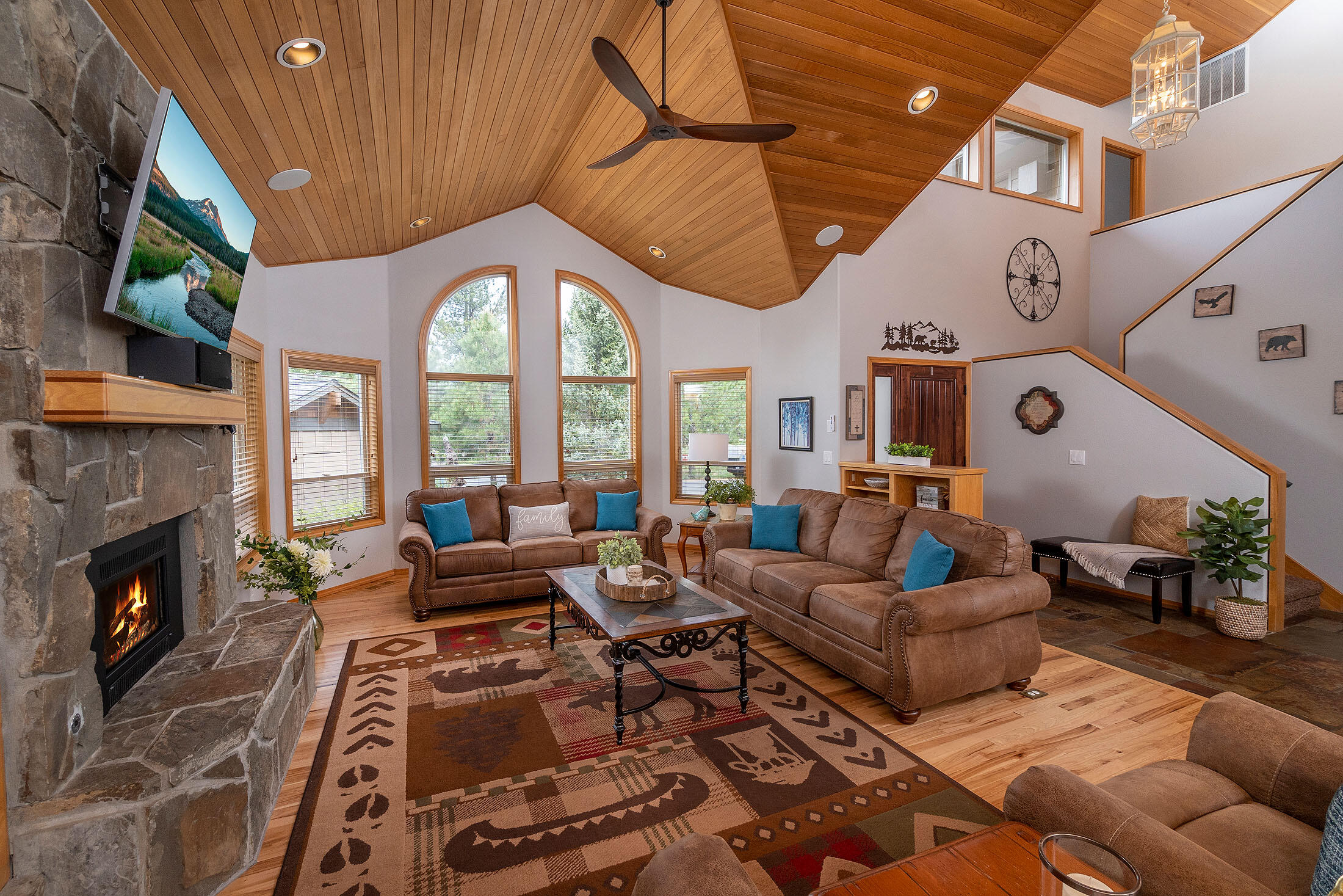 Welcome home to this serene retreat on almost 1/3 acre backing to forested common area. This well-appointed, sunshine streamed 2,538 sq. ft. home offering 4 bedrooms and 3.5 baths creates a warm welcome for family and friends with an open flow living area, lofted den, great separation of space, and kids' hideout! Quality craftsmanship and gorgeous architectural features abound throughout this Norman Building and Design mountain getaway. Enjoy blue skies and warm summer breezes as you take in over 300 days of Central Oregon sunshine. Soak in the private hot tub under the stars after a day of play. An oversized 3-car garage with large workshop area is ideal for a game room and storing your outdoor gear! Easy access to National Forest Land, the Deschutes River, bike paths, and resort amenities makes this your basecamp for adventure. Home has strong rental history and is sold turn-key and ready to enjoy! Create your Sunriver legacy!
