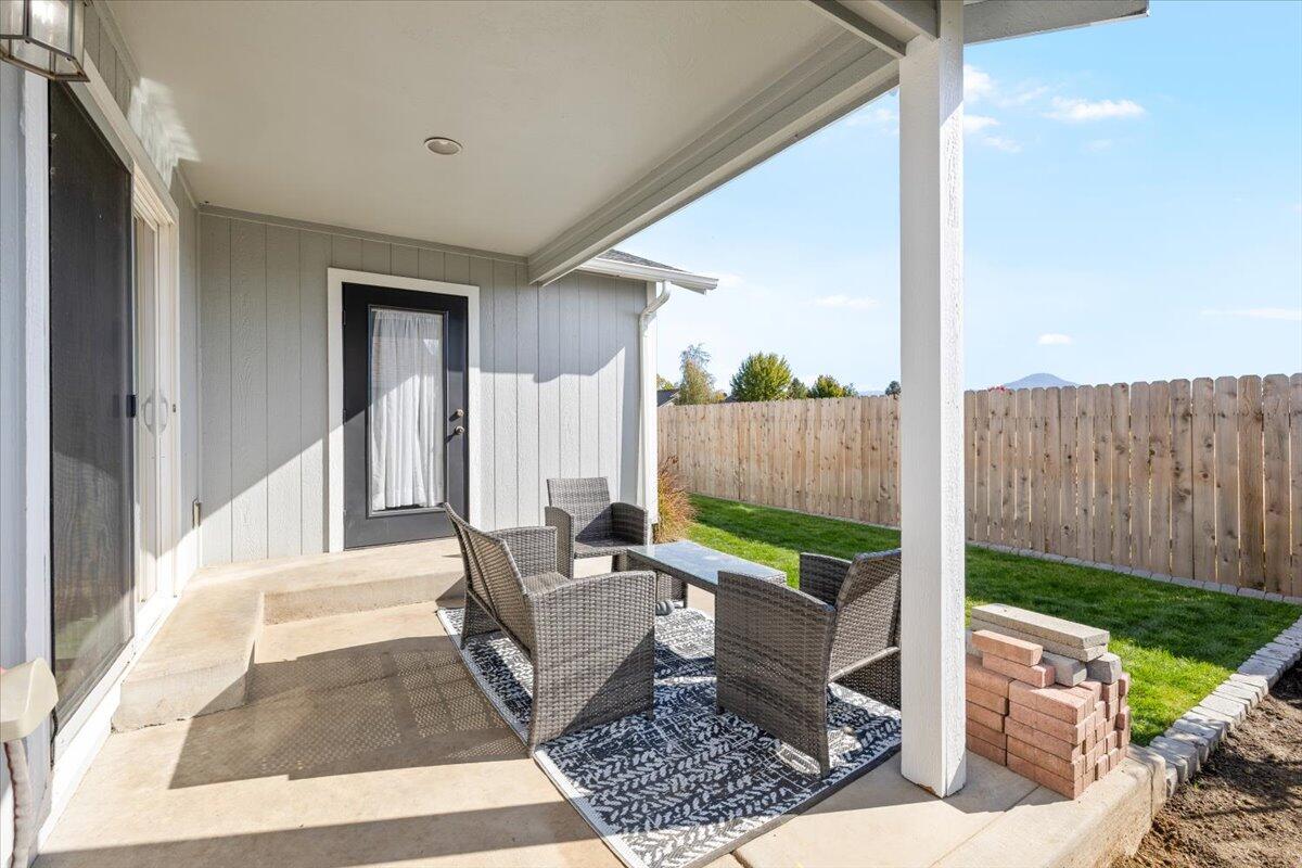 High Pointe Meadows - Residential