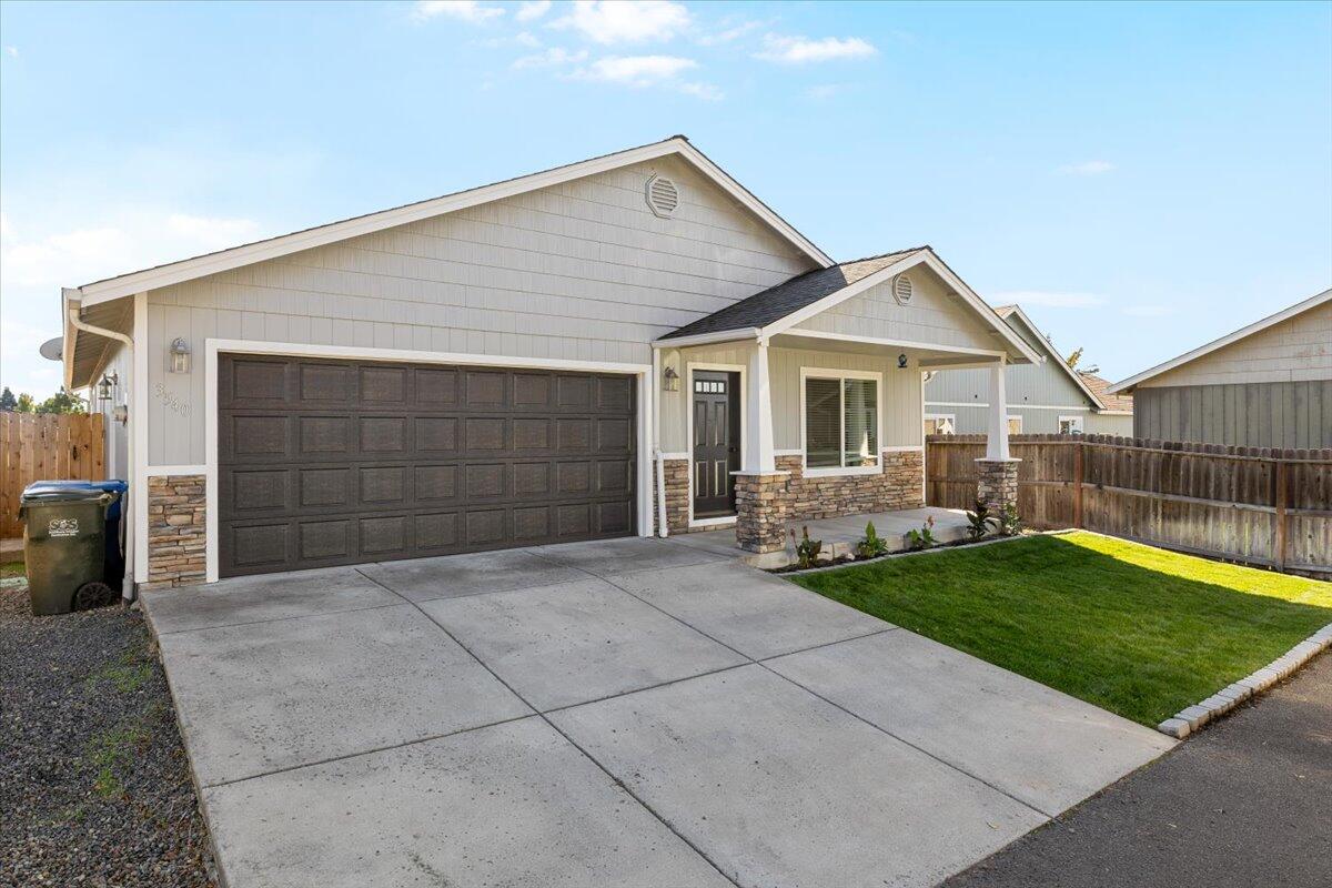 High Pointe Meadows - Residential