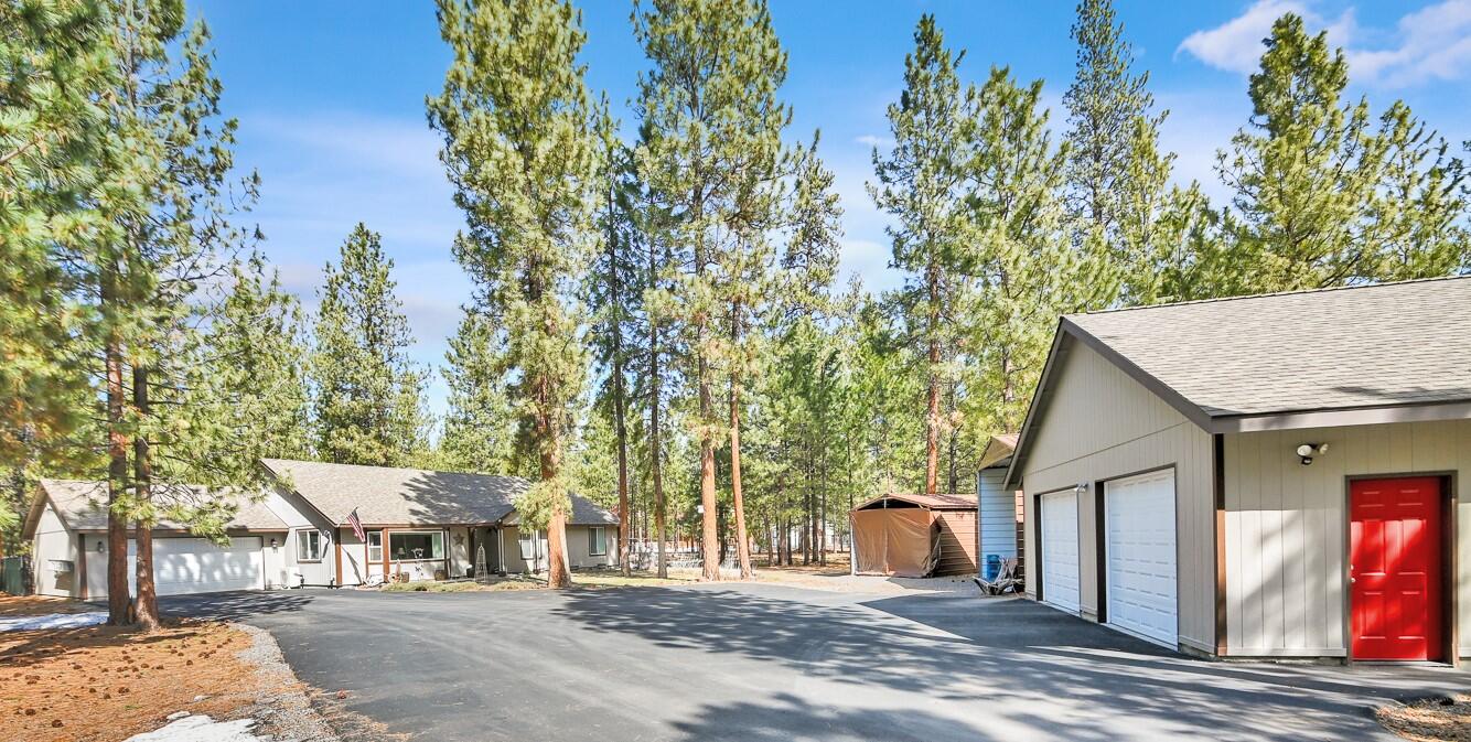 Ponderosa Pines - Residential