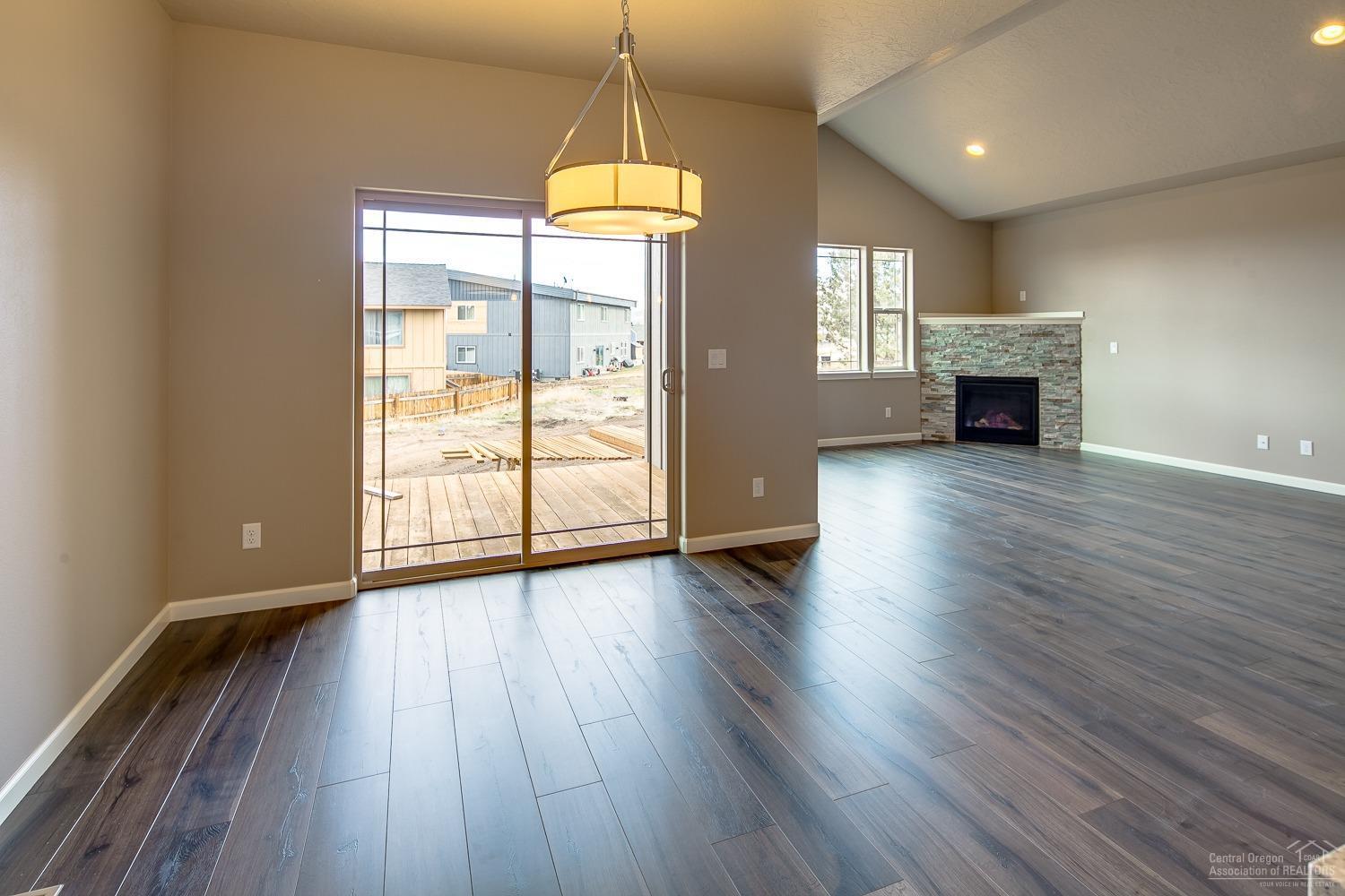 Fieldstone Crossing - Residential